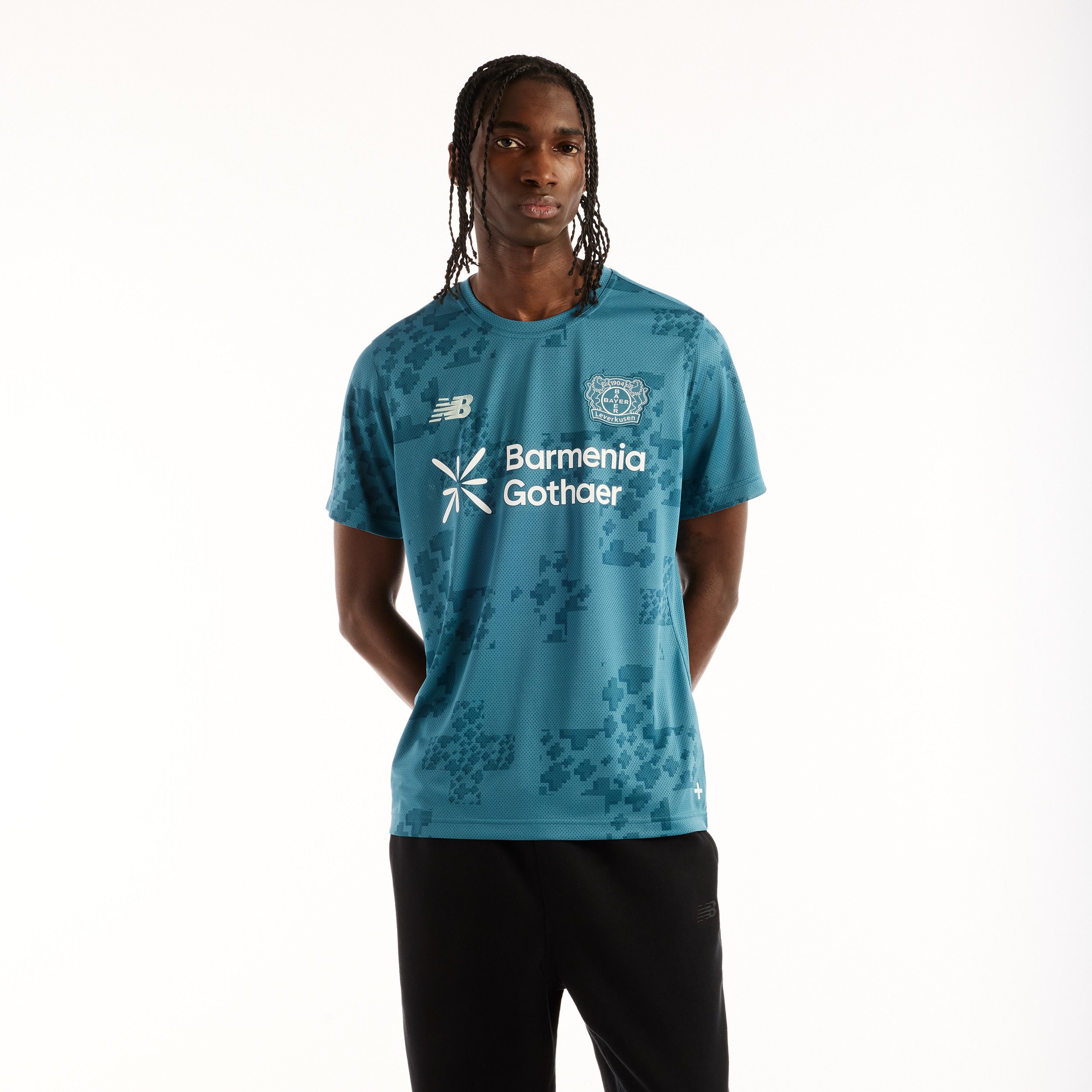 New Balance T-Shirt Bayer 04 26/27 Match Jersey mit Rundhalsausschnitt, Kurzarm-Ausführung, Jersey-Oberfläche