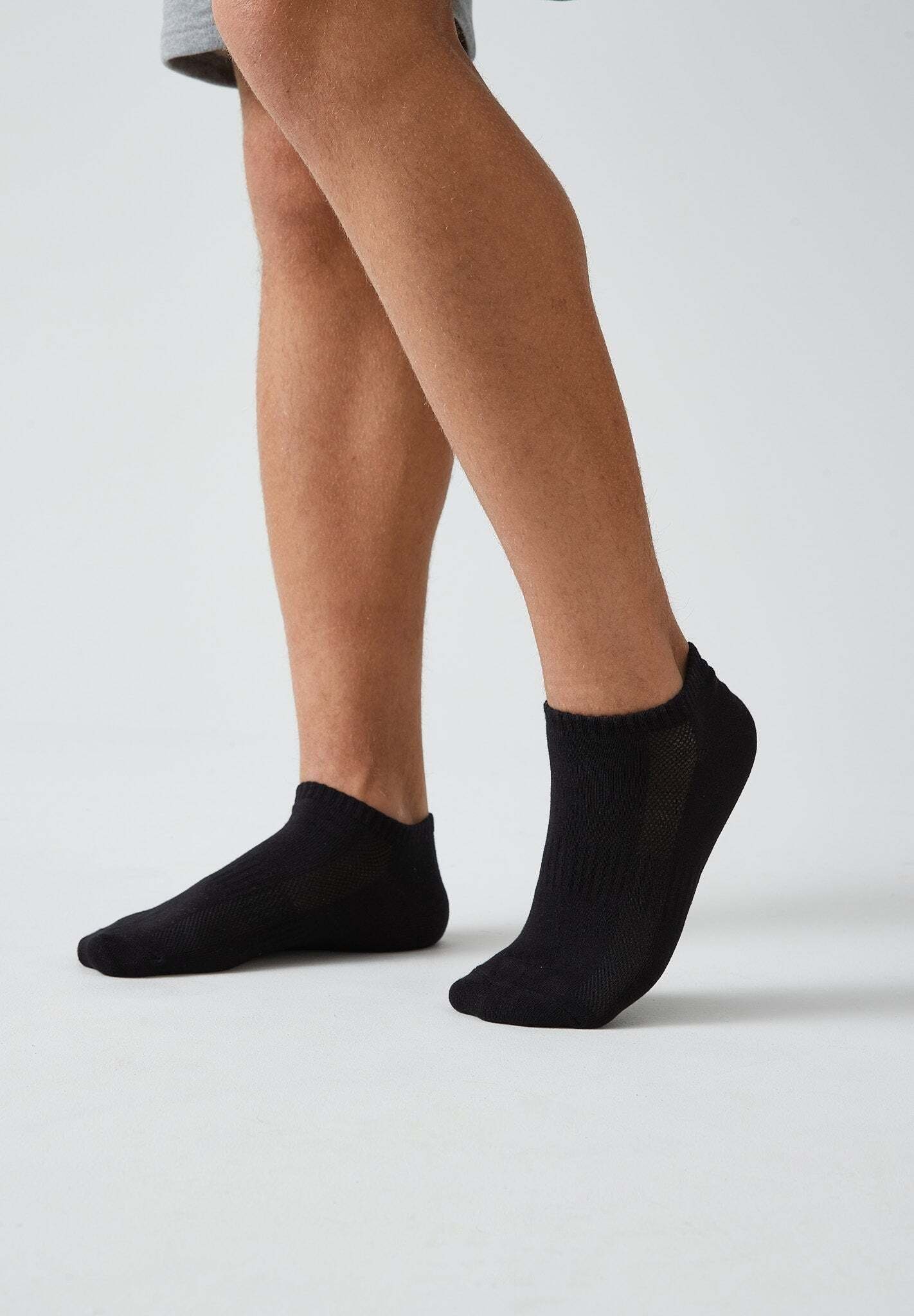 SNOCKS Sneakersocken Bambus Sneaker Socken für Herren & Damen (6-Paar) aus Bambuszellulose, weiches Tragegefühl, perfekt für den Sommer