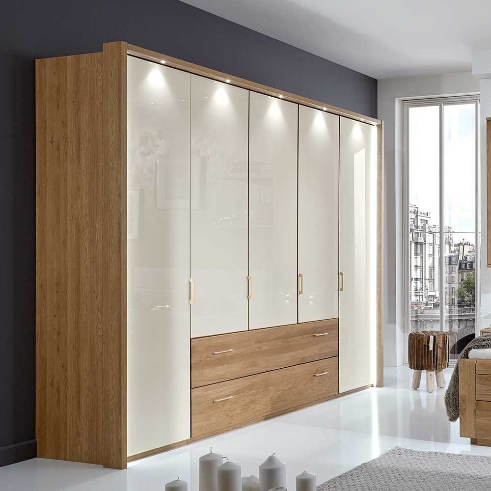Pharao24 Kleiderschrank Sarabuja aus Massivholz