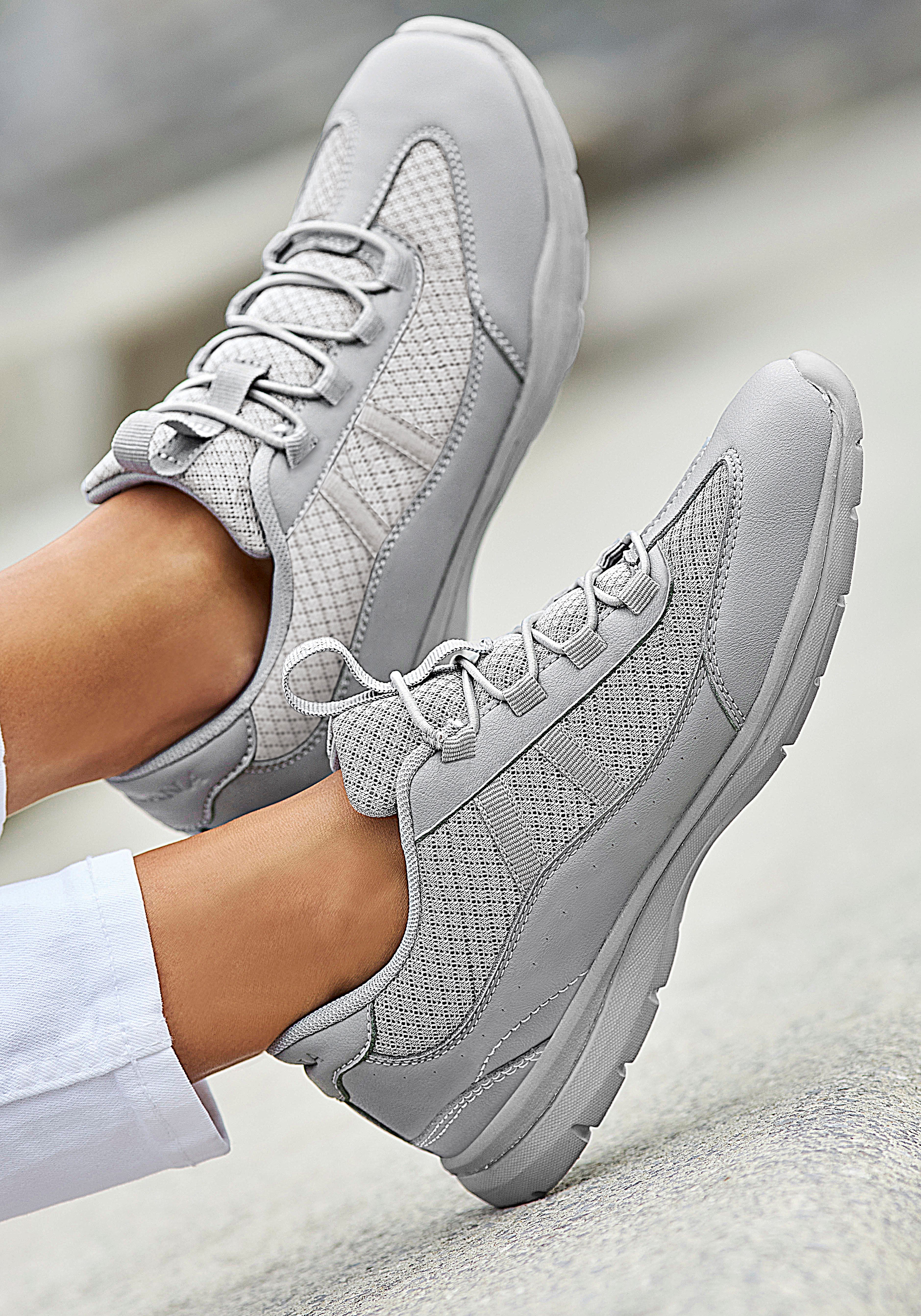 LASCANA Freizeitschuh, Halbschuh, Turnschuhe, Slip-On-Sneaker, Sneaker zum Reinschlüpfen mit elastischen Schnürbändern VEGAN