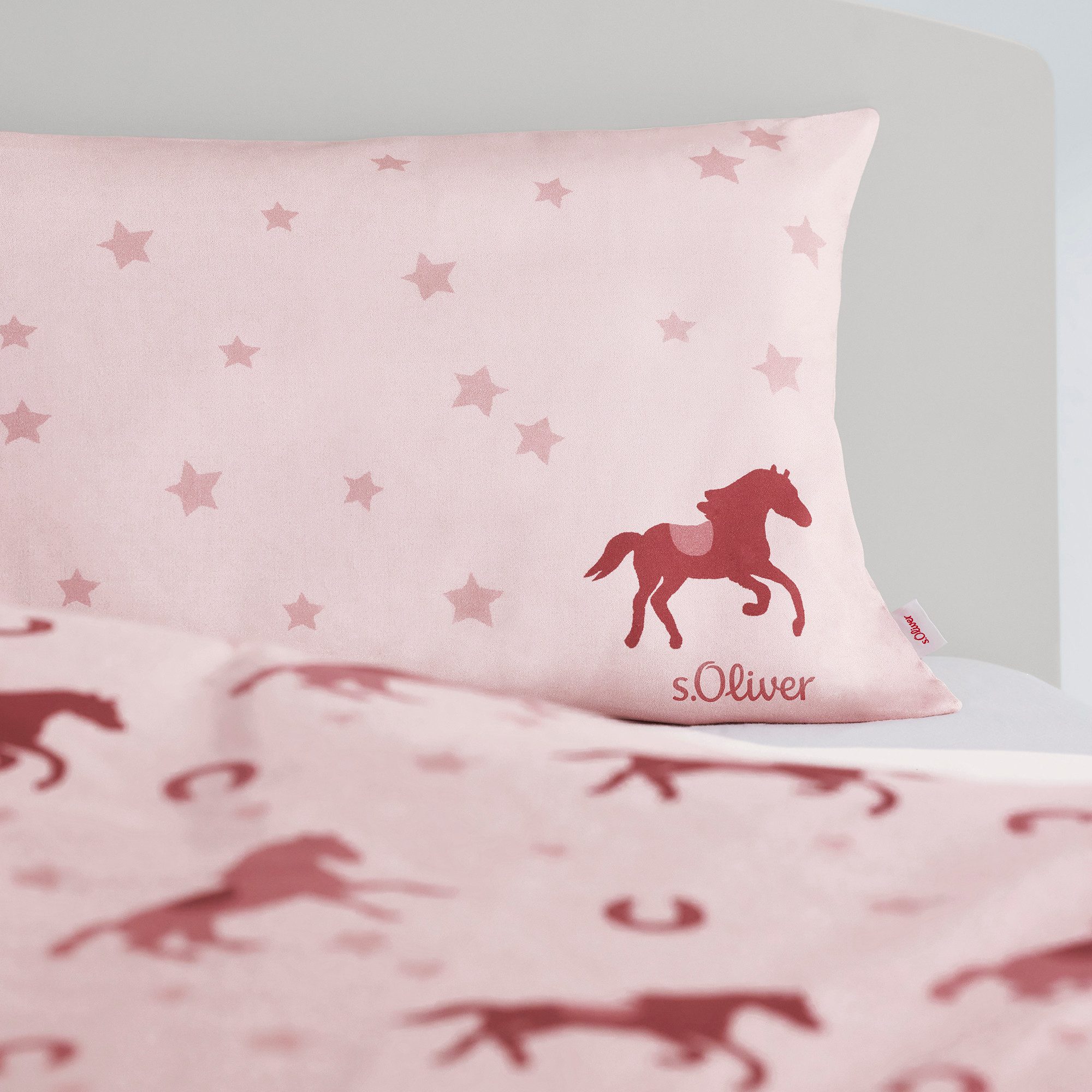 s.Oliver Kinderbettwäsche Satinbettwäsche s.Oliver Junior Pferde, Mako-Satin, 2 teilig, mit Pferden und Sternen – Bild 5 von 5