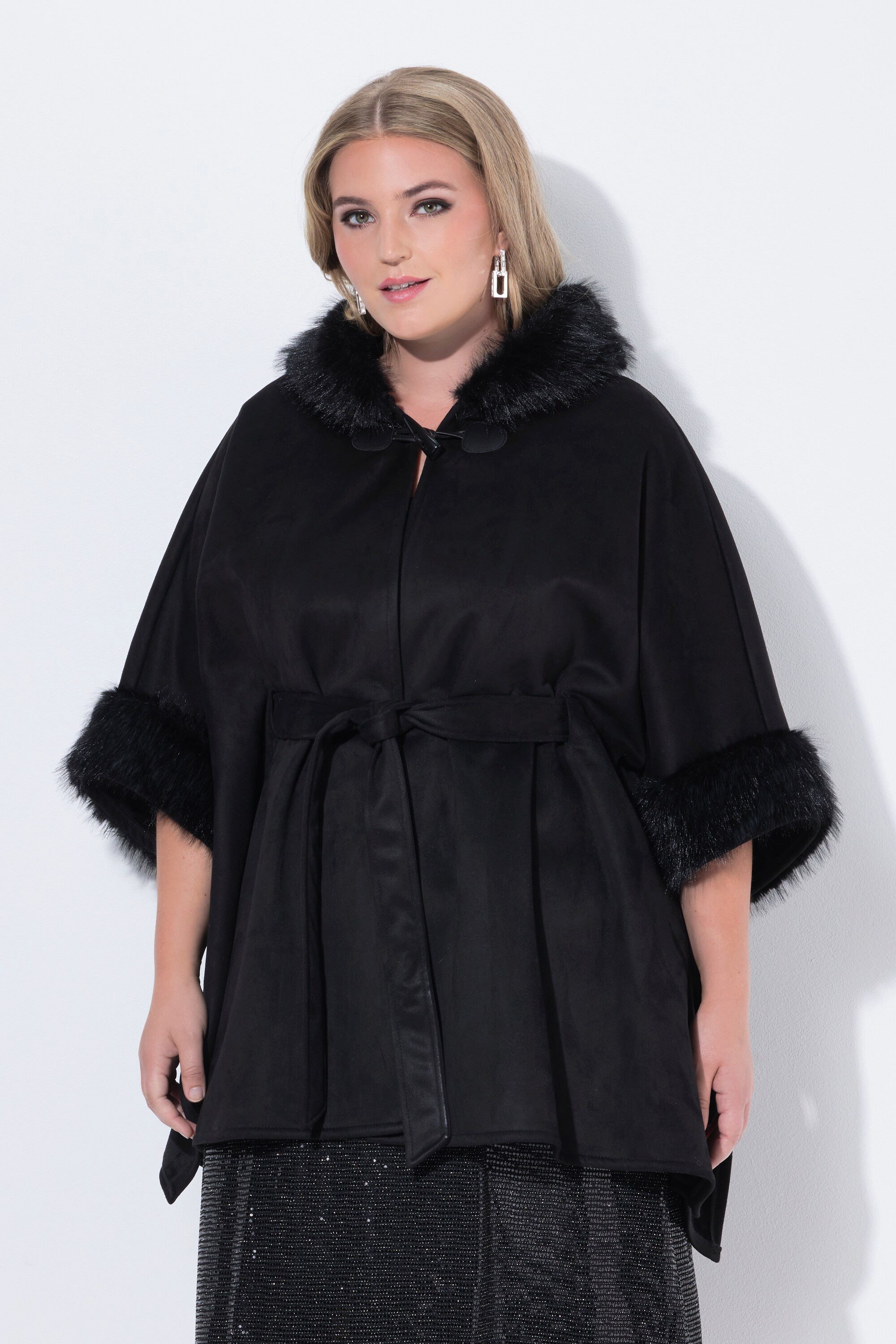 MIAMODA Outdoorjacke Ponchojacke oversized FakeFur-Details