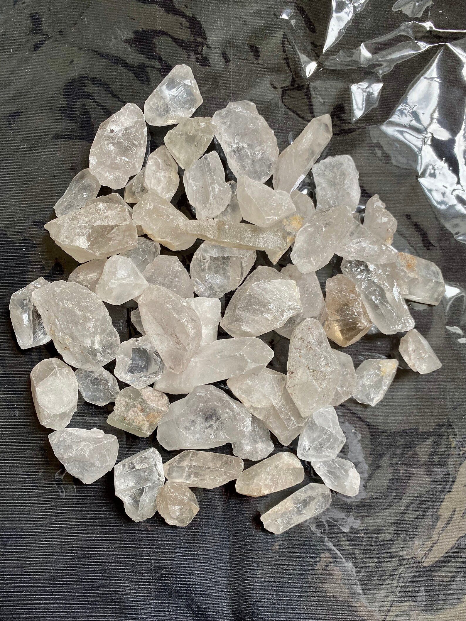 Eden Stone Mineralstein Bergkristall A Qualität Chips Rohsteine Edelsteine Wassersteine 1Kg, (1-St), Bergkristall Edelsteine Rohsteine Wassersteine Chips