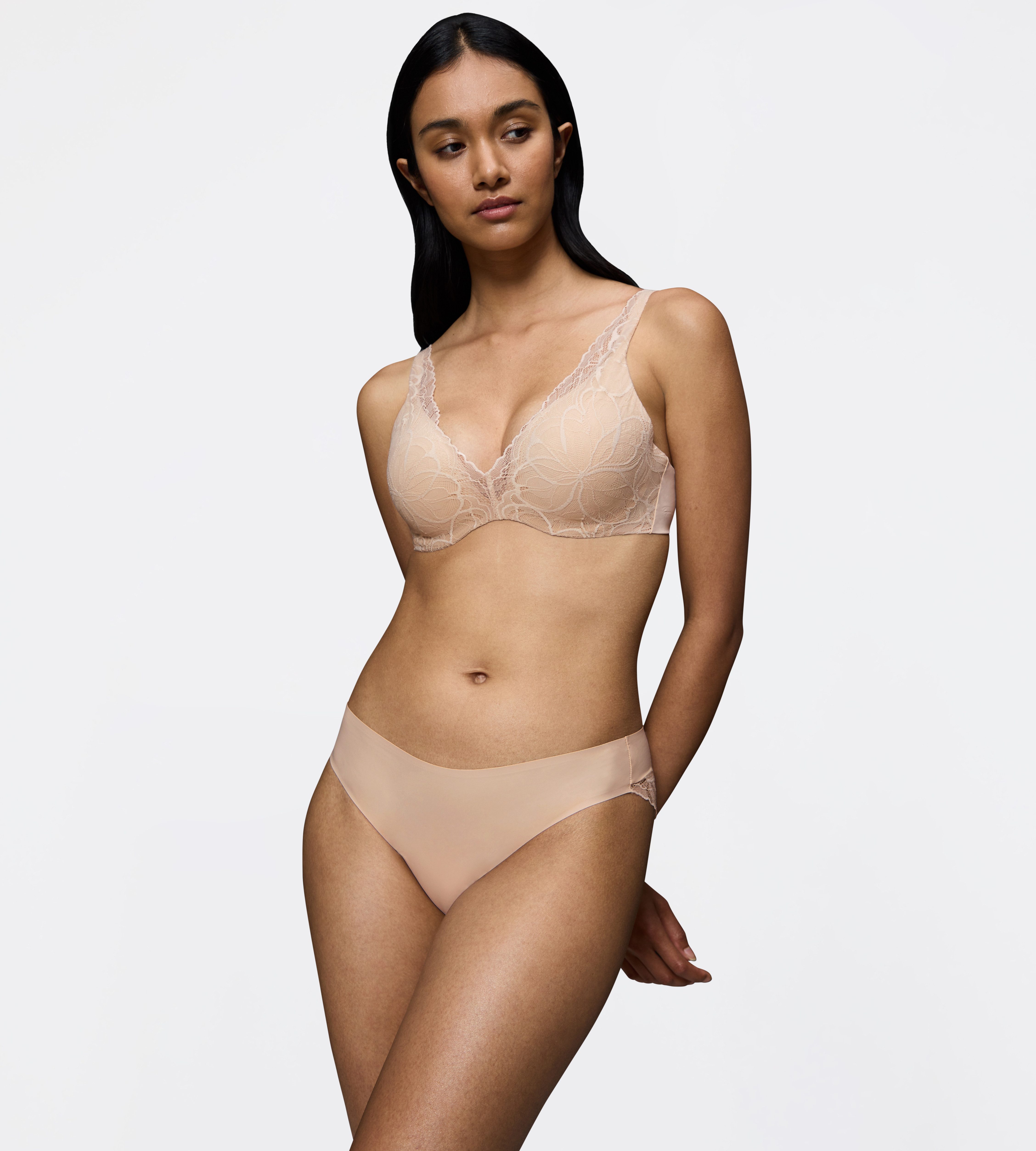 Triumph Bügel-BH Body Make-Up Illusion Lace mit Stretch-Spitze und Lifting-Effekt – Bild 4 von 5