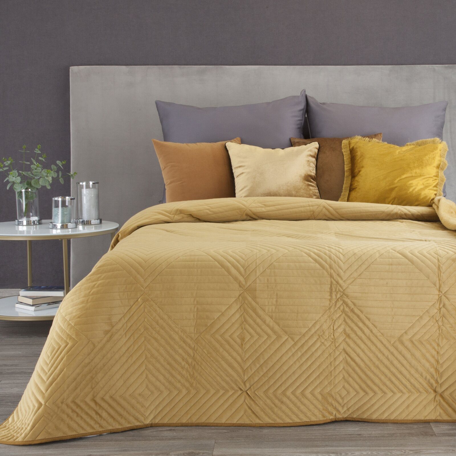 Eurofirany Bettüberwurf SOFIA, Elegante Tagesdecke Velvet günstig online kaufen