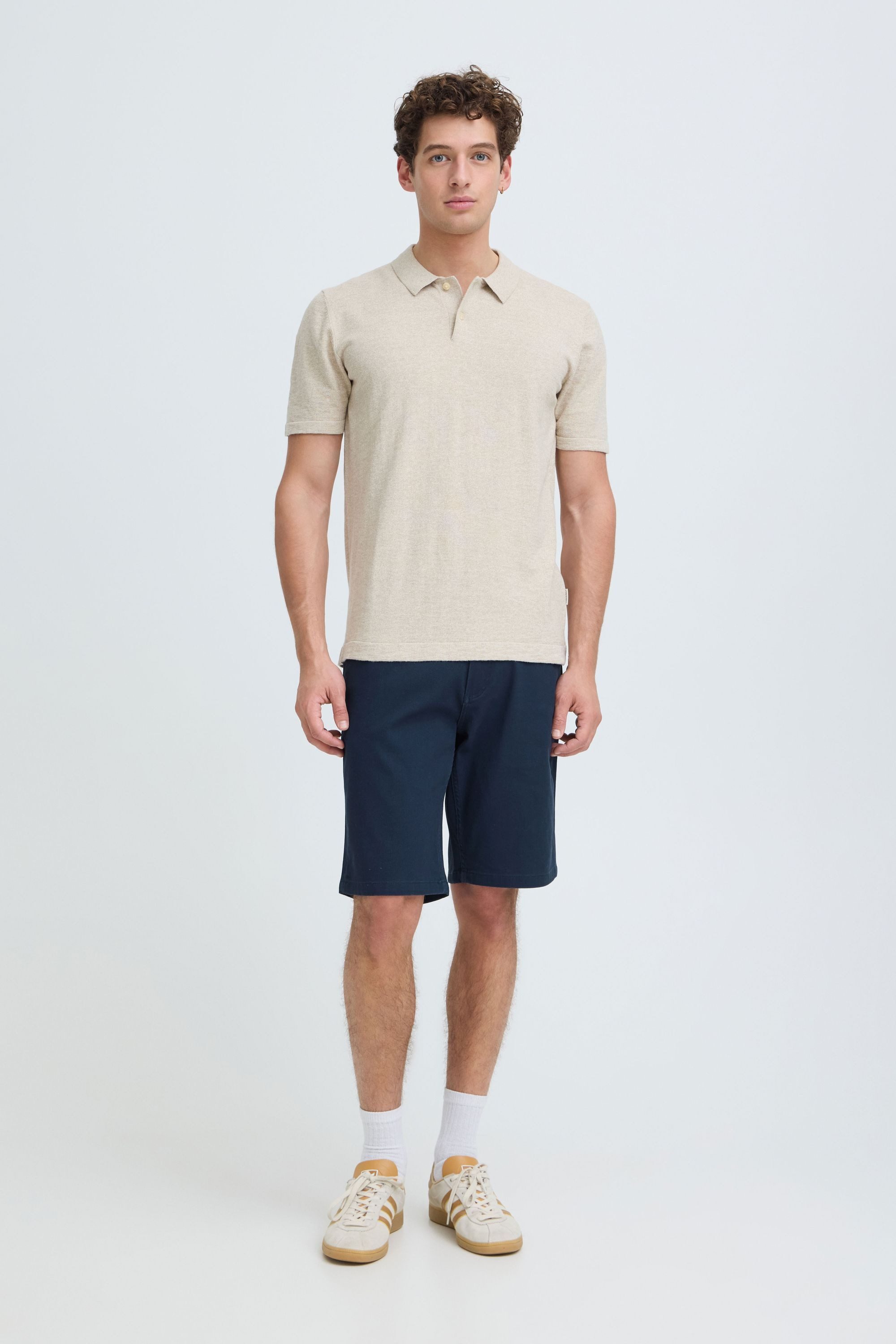Blend Chinoshorts BHStipo Basic Chino-Shorts mit Gürtelschlaufen