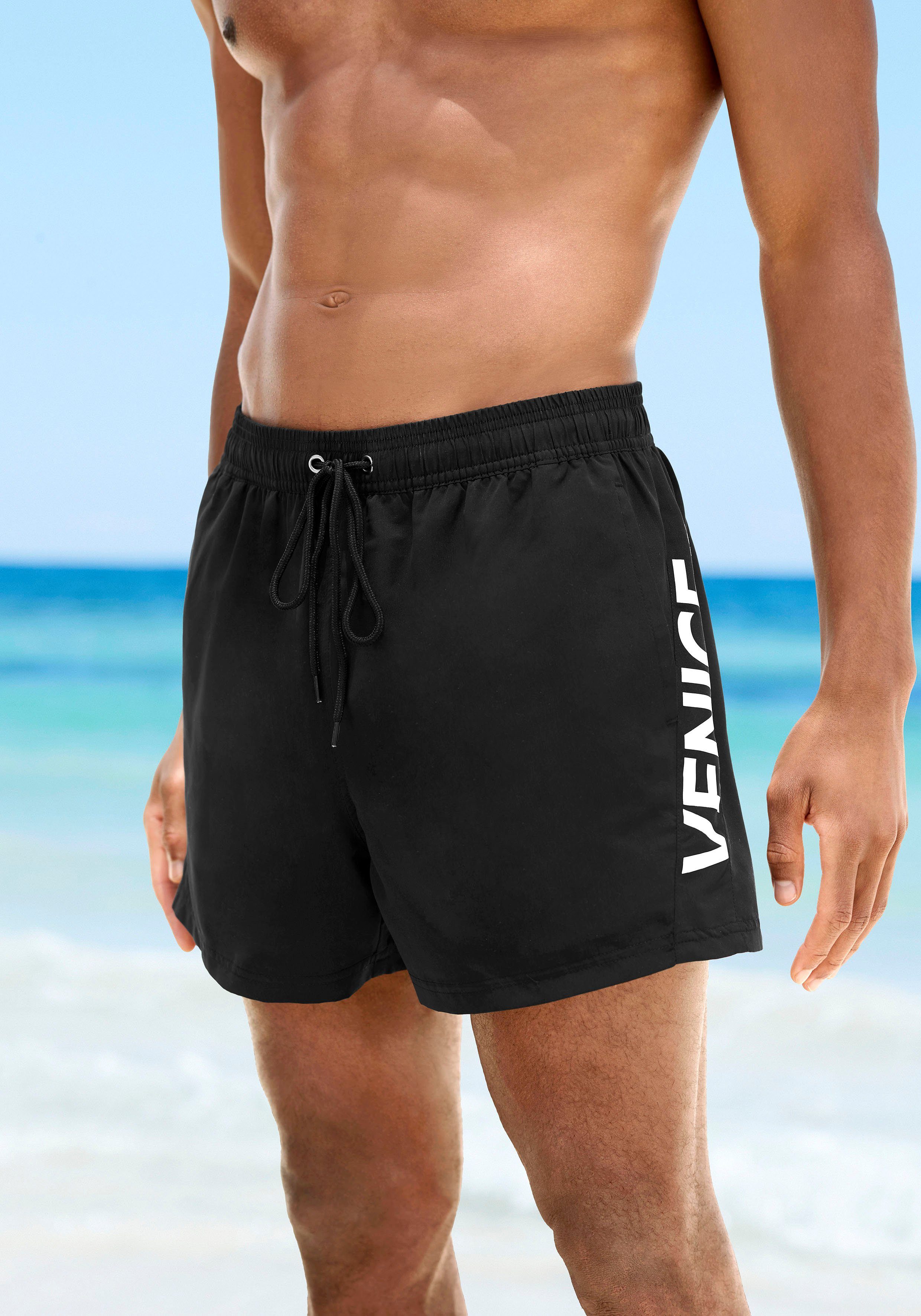Venice Beach Badeshorts mit großem Markenschriftzug günstig online kaufen