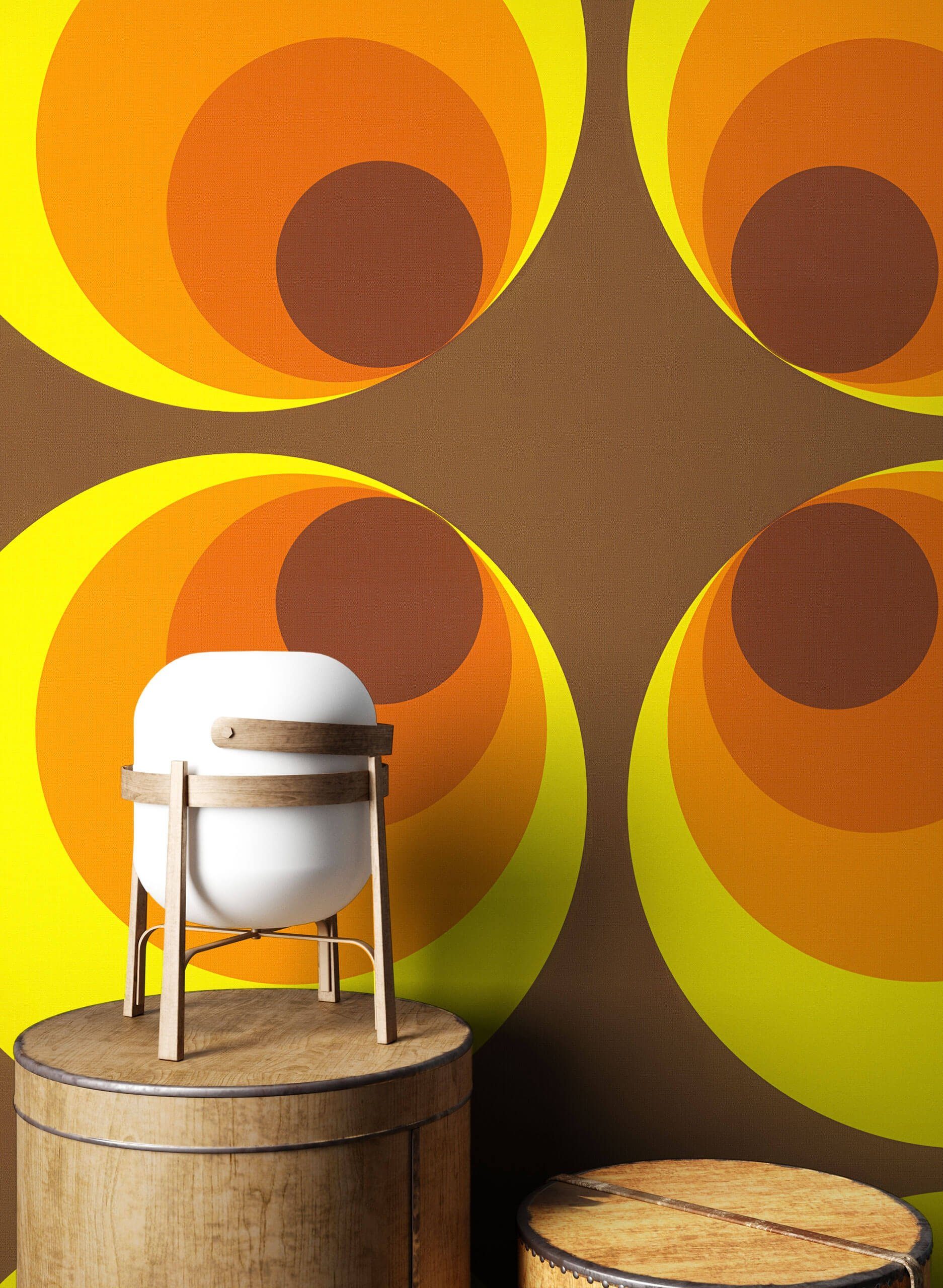 Newroom Vliestapete Amalia Tapete Mustertapete Grafisch,Kreise,70er, Braun Tapete Retro Grafisch - Mustertapete Retrotapete Gelb Orange Grafisch Modern Kreise 70er für Wohnzimmer Schlafzimmer Flur, Retrotapete