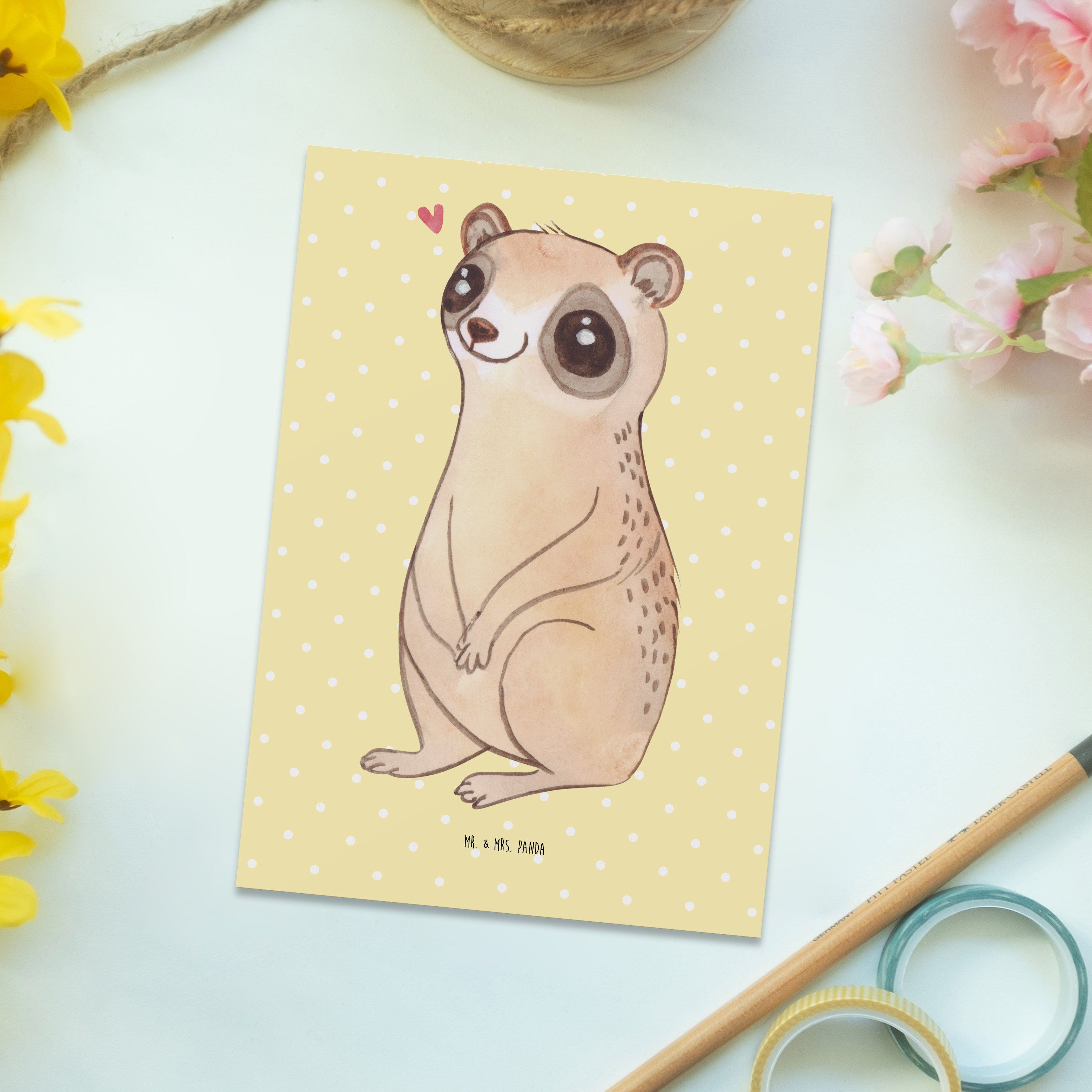 Karte, Pastell Gelb Mr. Panda - Postkarte Tiere, Mrs. Geschenk, & Plumplori Geburtst Glücklich -