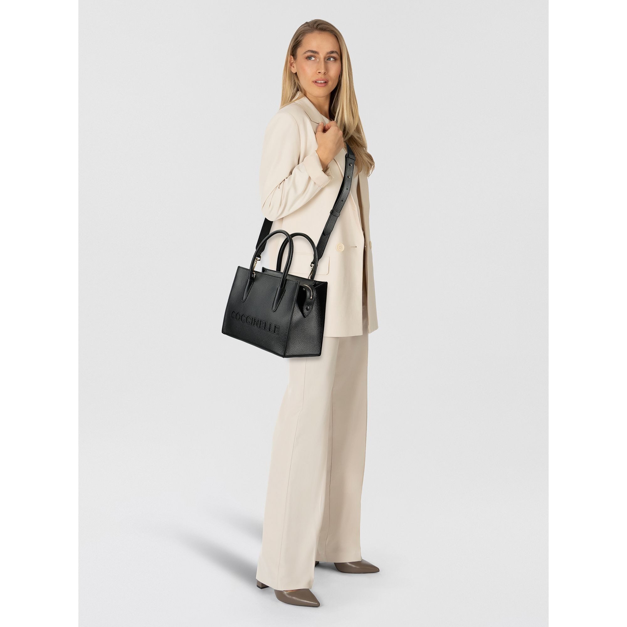 COCCINELLE Shopper Myrtha, Leder