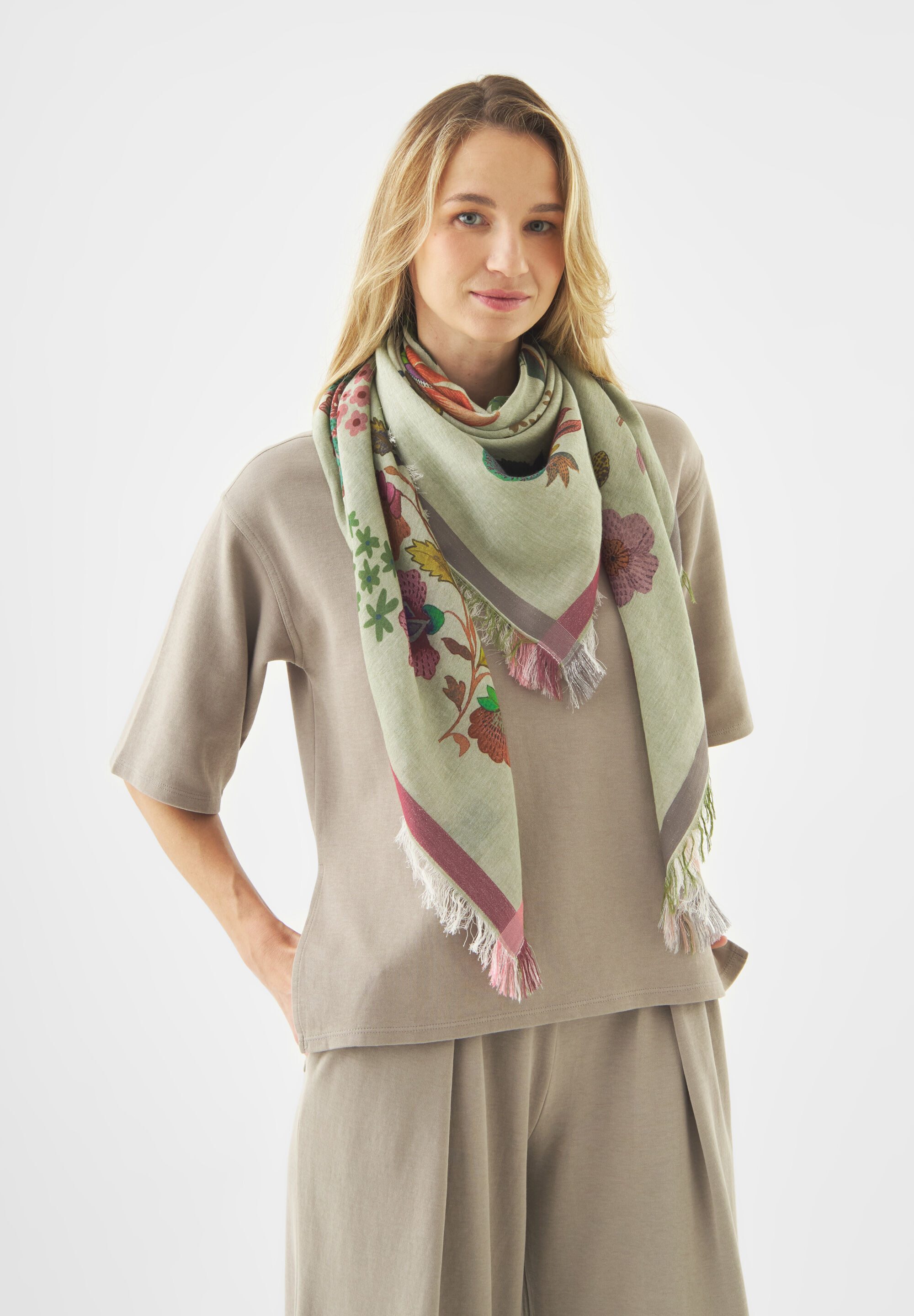 Codello Halstuch, Blumenprint, Glanz günstig online kaufen