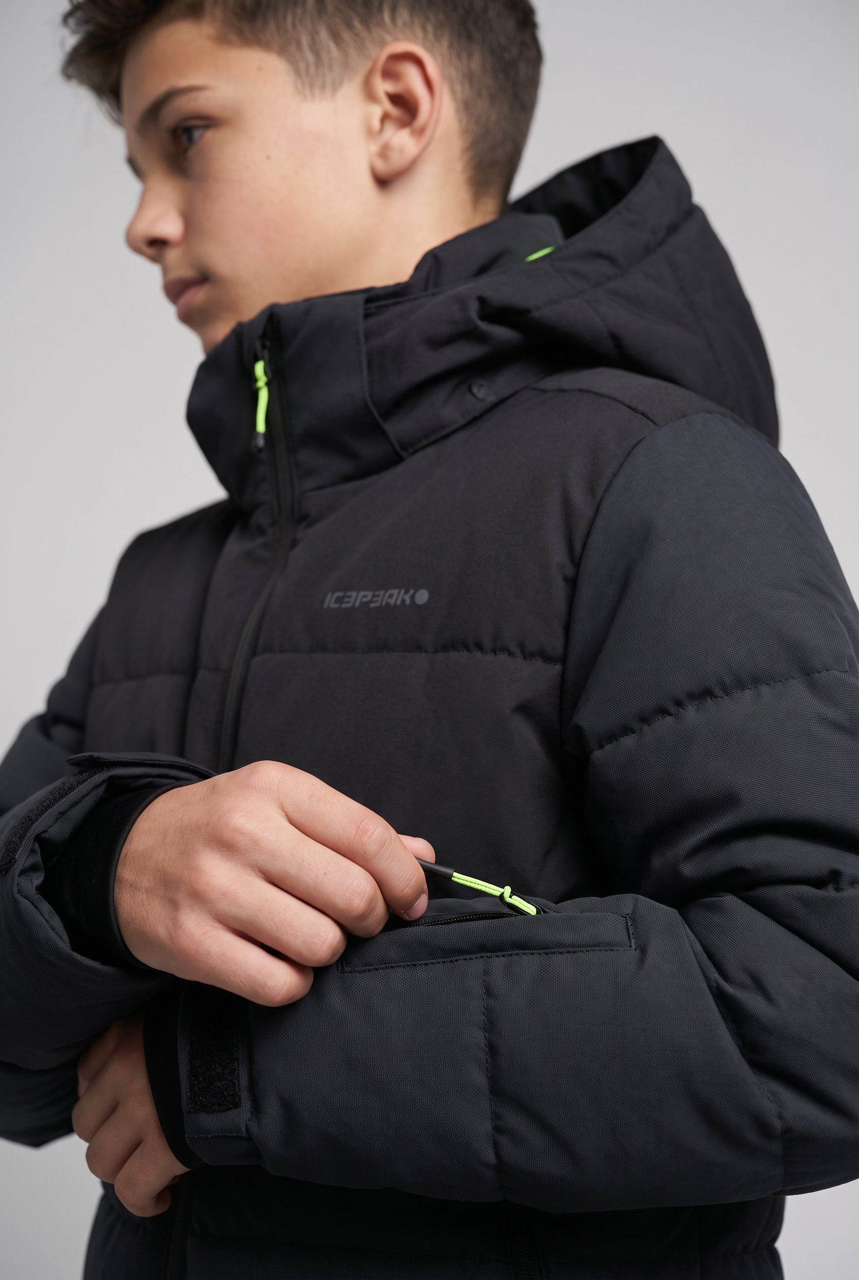 Icepeak Skijacke ICEPEAK LOUIN JR für Kinder und Jugendliche, wasserdicht, atmungsaktiv, windabweisend