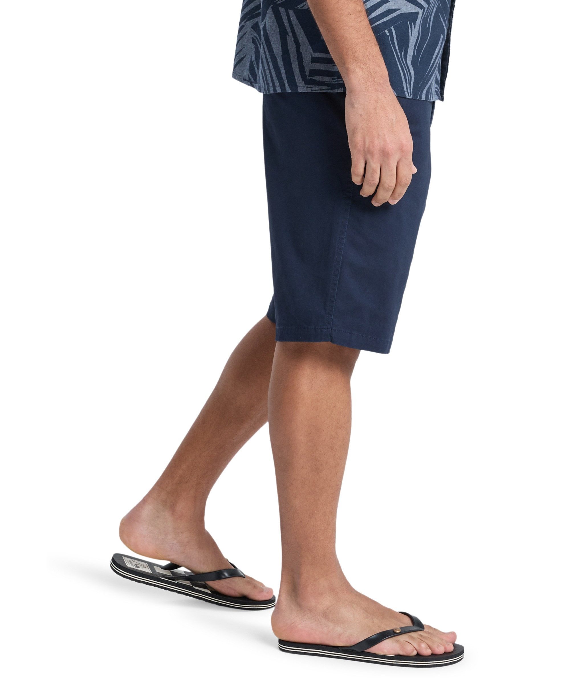 Quiksilver Shorts MW CHINO STRAIGHT aus Baumwolle und Elasthan, Bundweiten von 30 bis 38 Inch