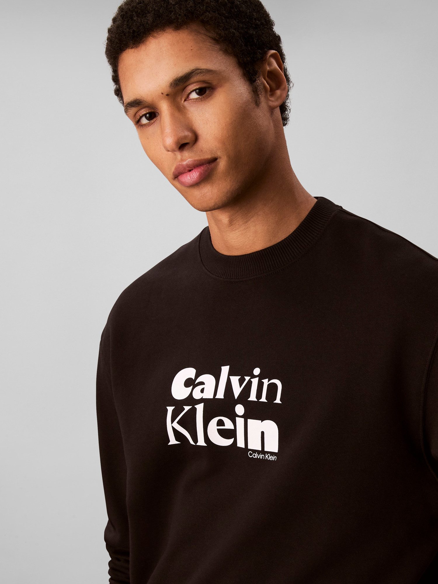 Calvin Klein Sweatshirt LS EU 350TERRY CALVIN BOLD GRAPH Rundhalsausschnitt, regular fit