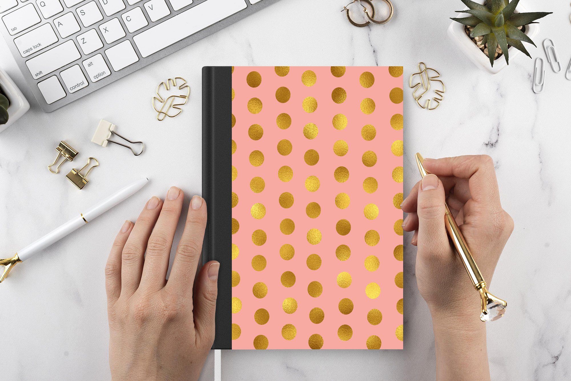 Notizbuch Haushaltsbuch - MuchoWow - Journal, Gold dots, Polka Merkzettel, - Notizheft, Seiten, Muster 98 A5, Rosa Tagebuch,