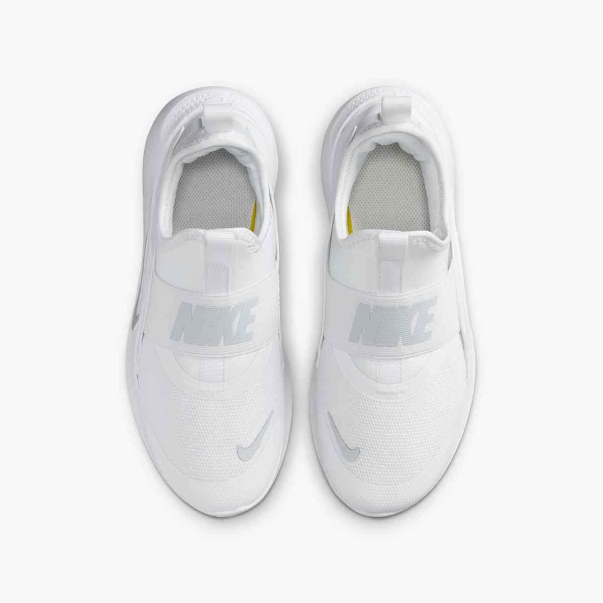 Nike Flex Runner 4 Laufschuh mit praktischem Schlupfeinstieg
