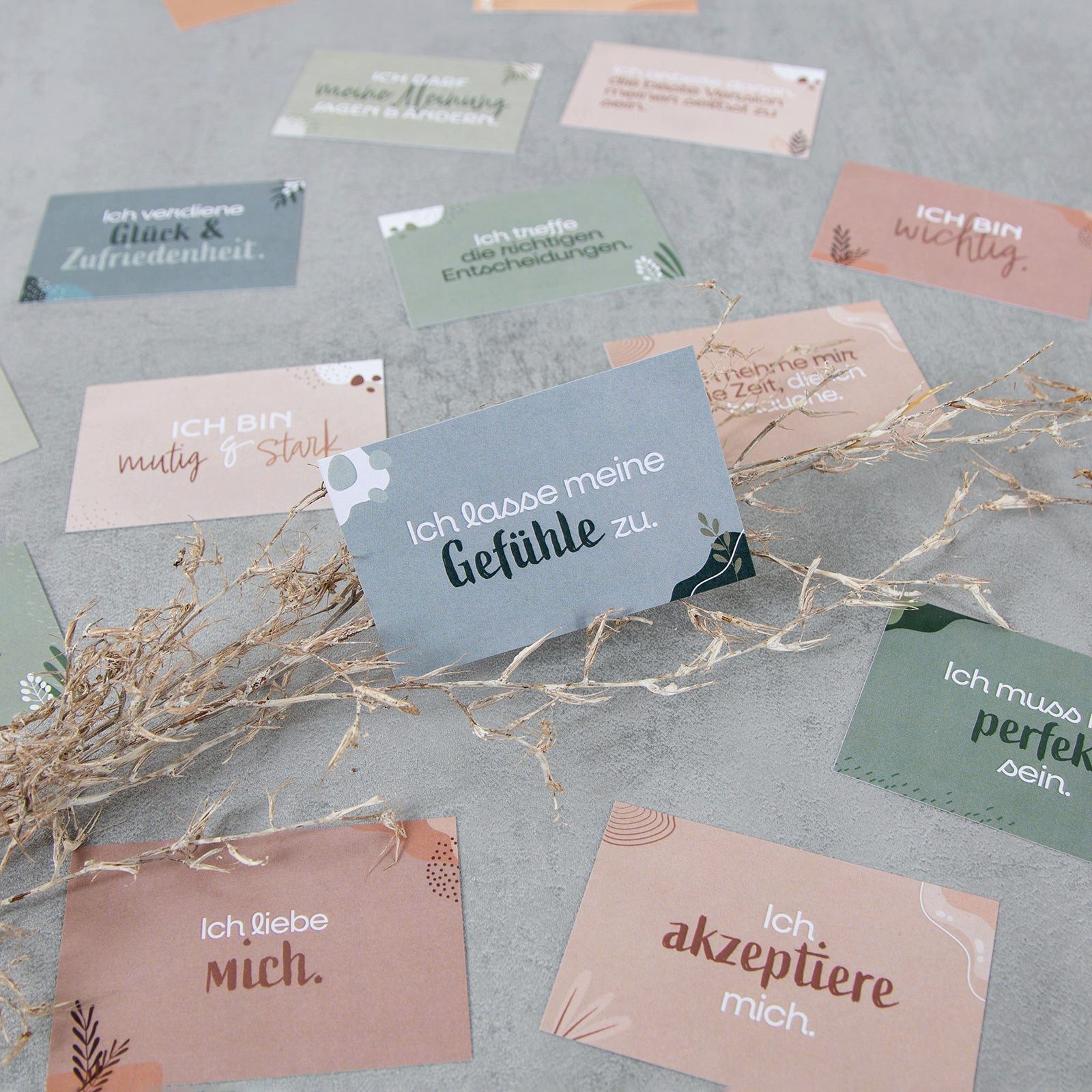 Logbuch-Verlag Klappkarte 24 Affirmationskarten für Erwachsene positives Mindset boho pastell – Bild 5 von 5