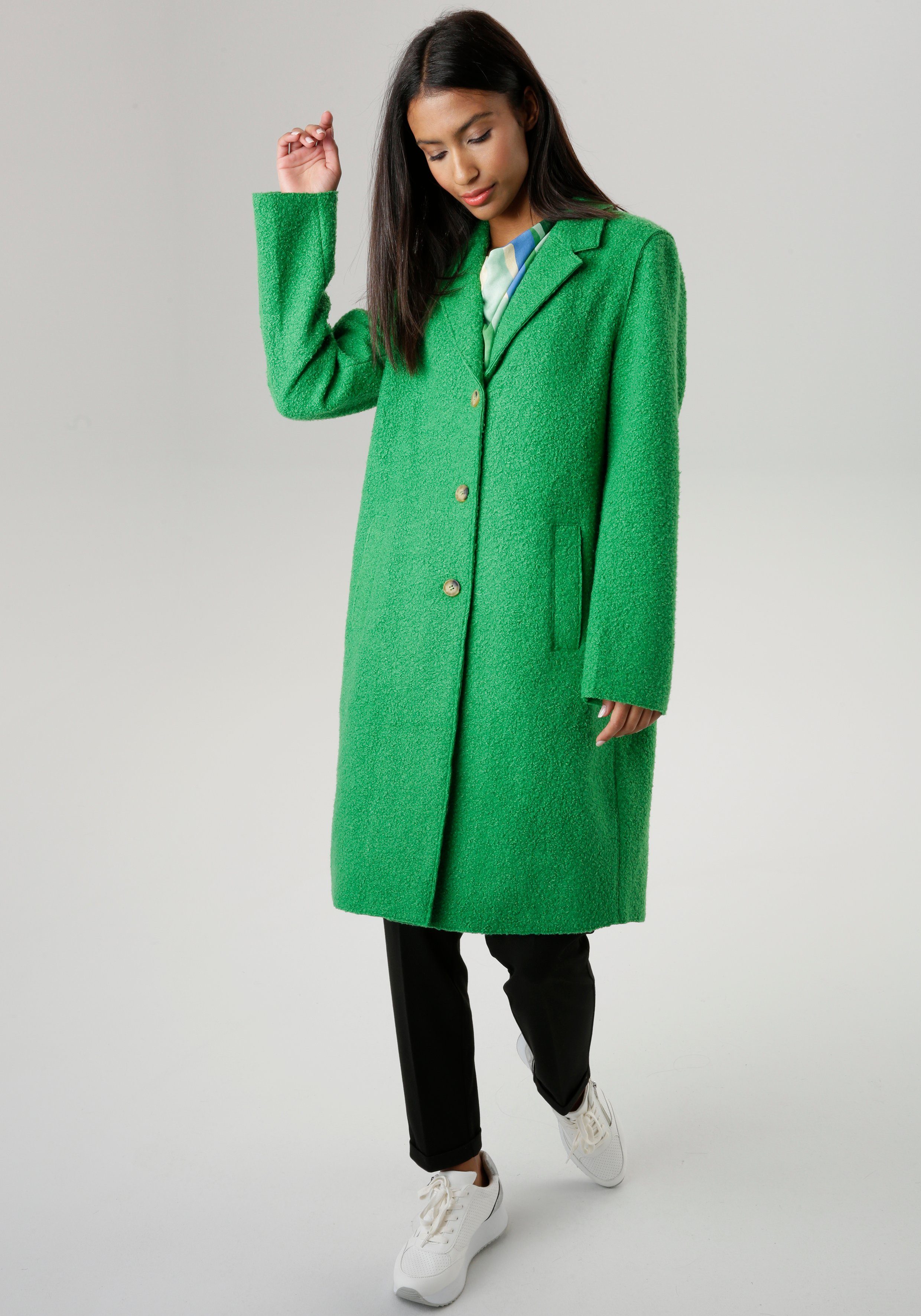 Aniston SELECTED NEUE grün in trendy KOLLEKTION Kurzmantel Bouclé-Optik 