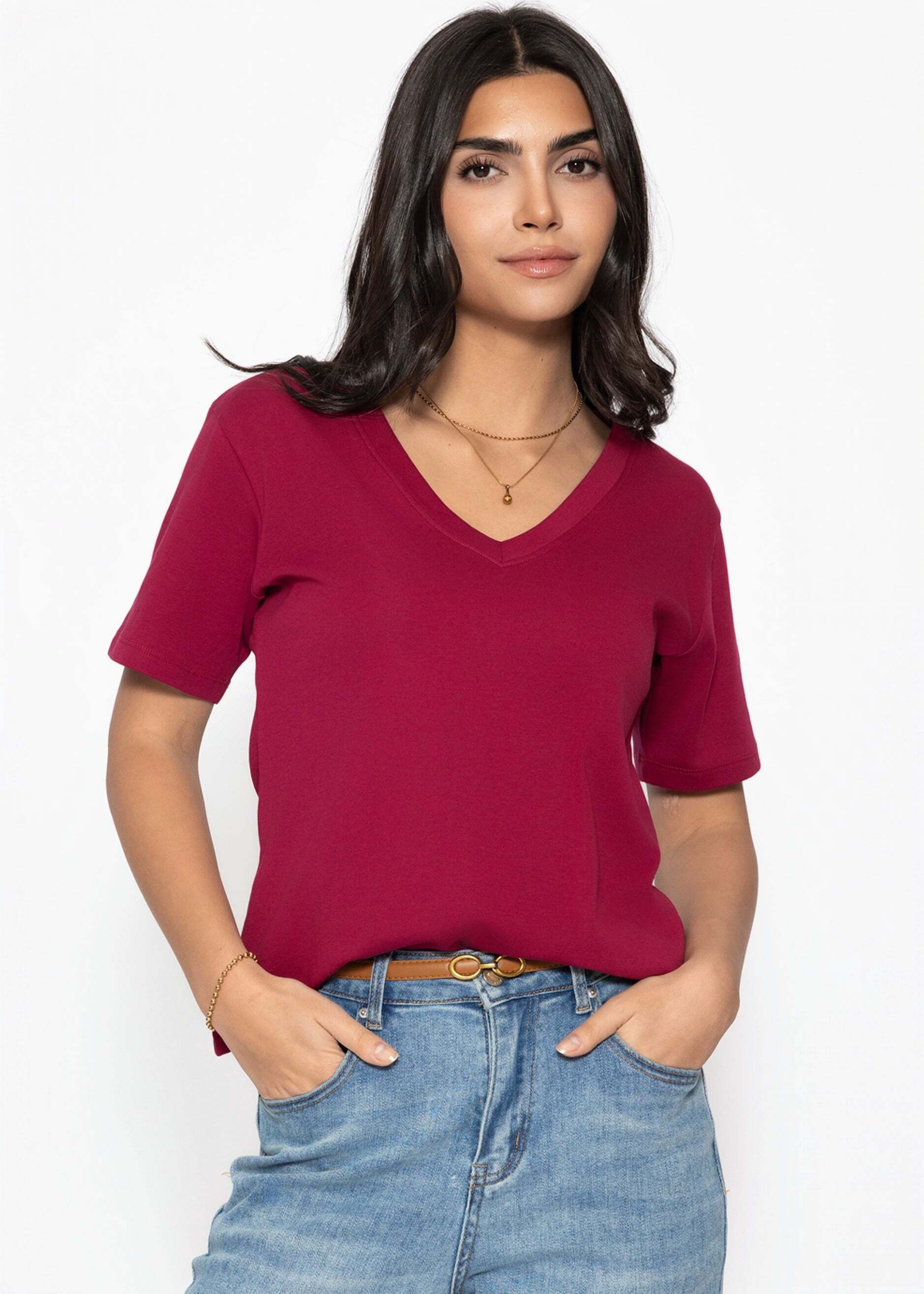 SASSYCLASSY T-Shirt T-Shirt mit V-Ausschnitt für Damen Schlichtes Top aus Baumwolle in geradem Schnitt