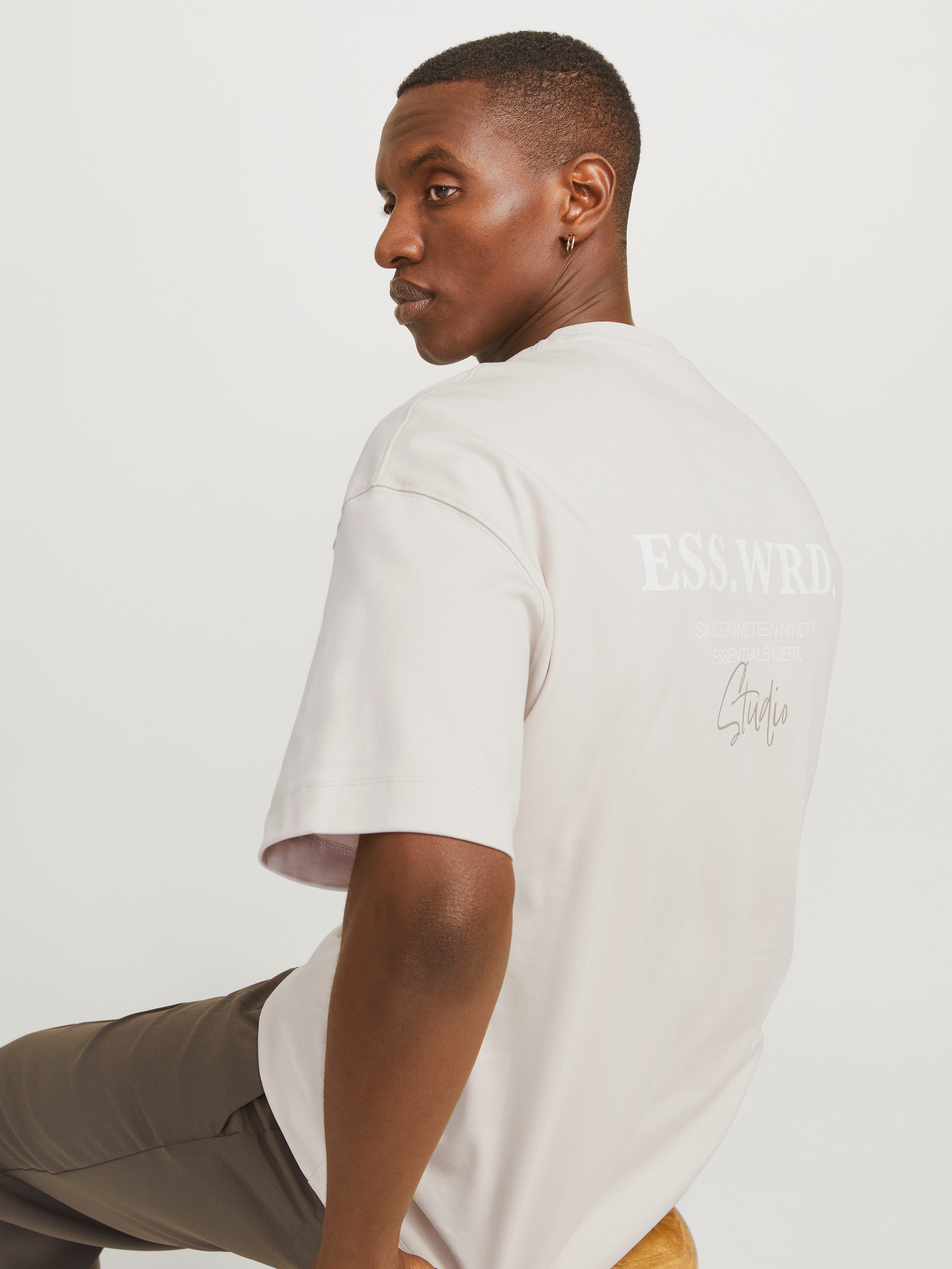 Jack & Jones Rundhalsshirt JJEURBAN EDGE günstig online kaufen
