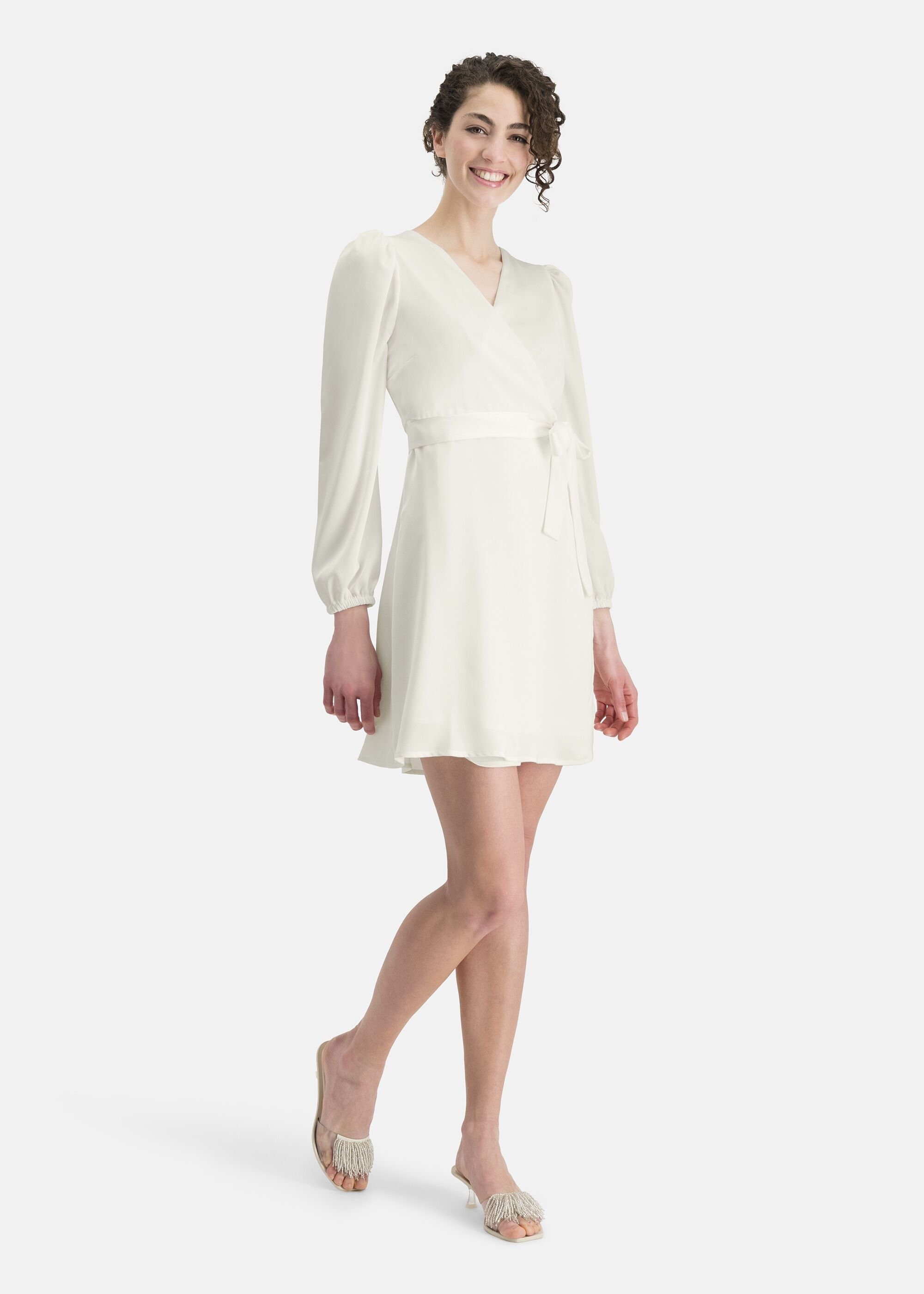 Nicowa A-Linien-Kleid VEROWA (1-tlg) aus hochwertigem Satin