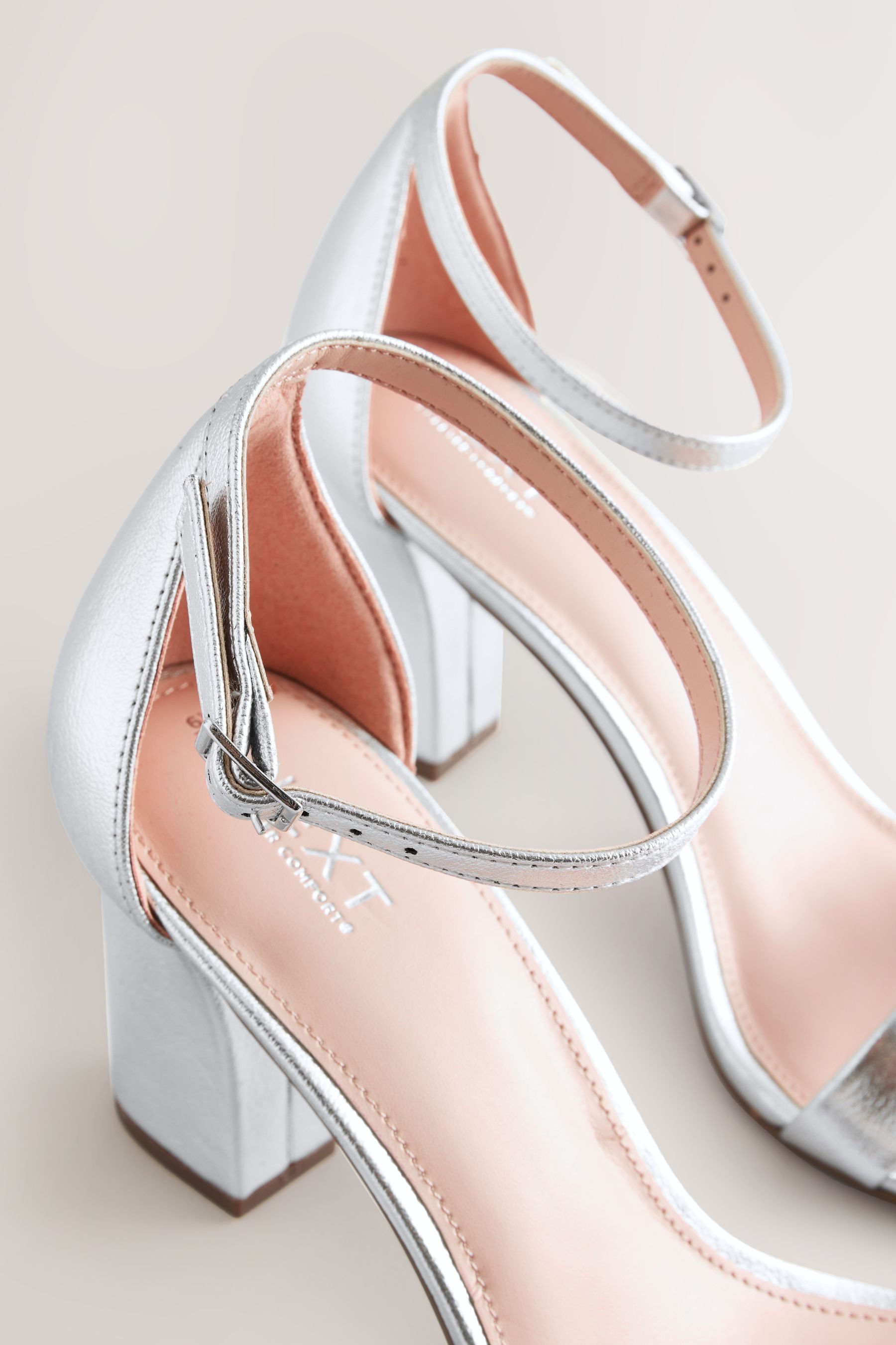 Next Forever Comfort® Sandalette mit Blockabsatz High-Heel-Sandalette (1-tlg)