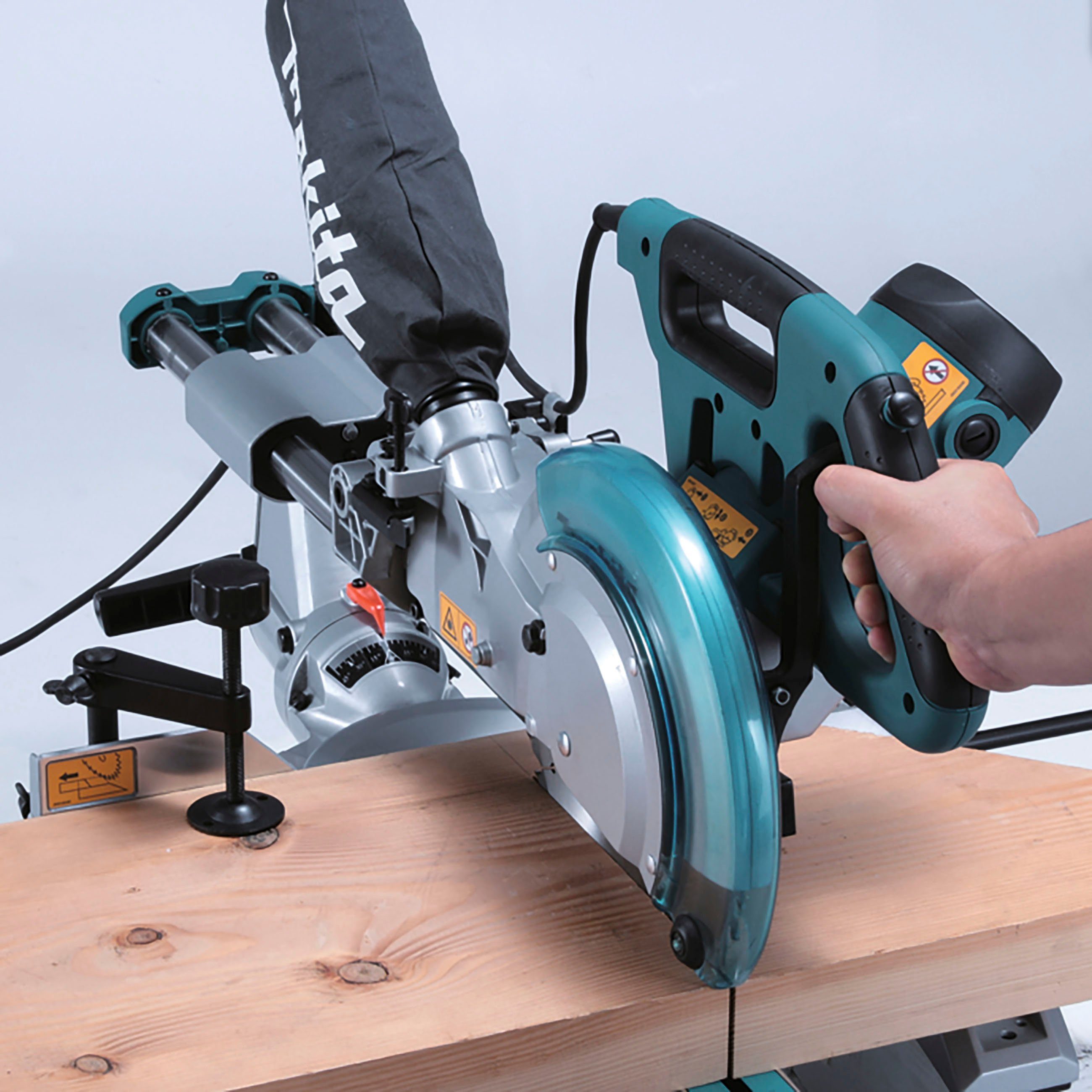 Makita Kapp- und Gehrungssäge LS1018LN