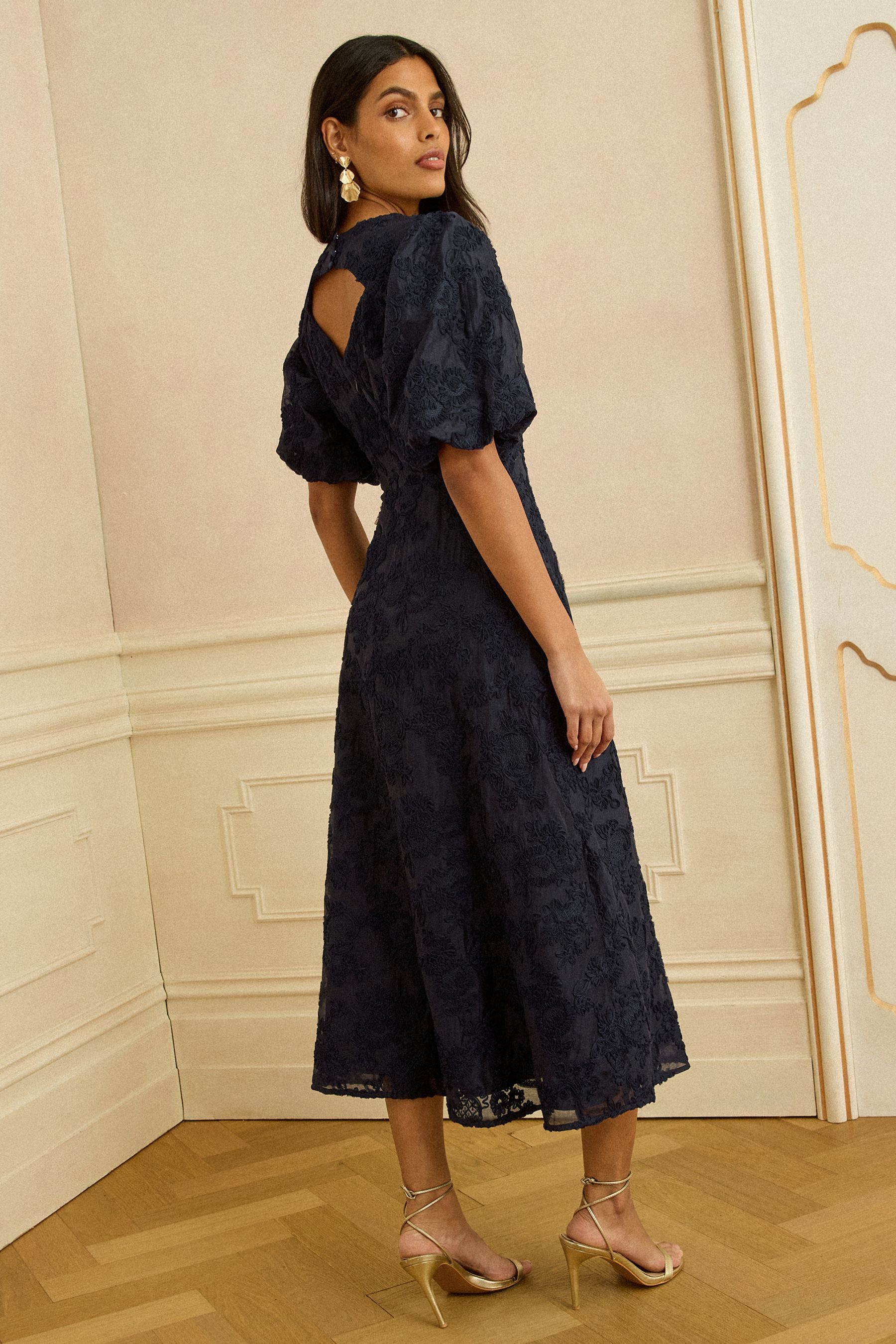 Love & Roses Midikleid Love & Roses Strukturiertes Midikleid, Regular (1-tl günstig online kaufen