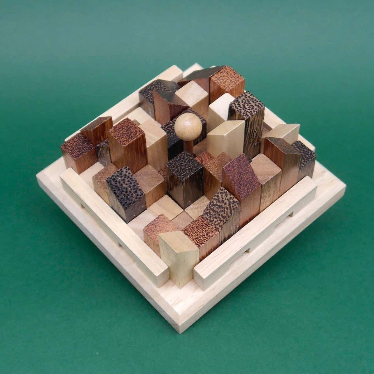 ROMBOL Denkspiele Spiel Stadtpuzzle - variantenreiches Denkspiel für Knobel-Fans aus Holz, Knobelspiel, Holzspiel
