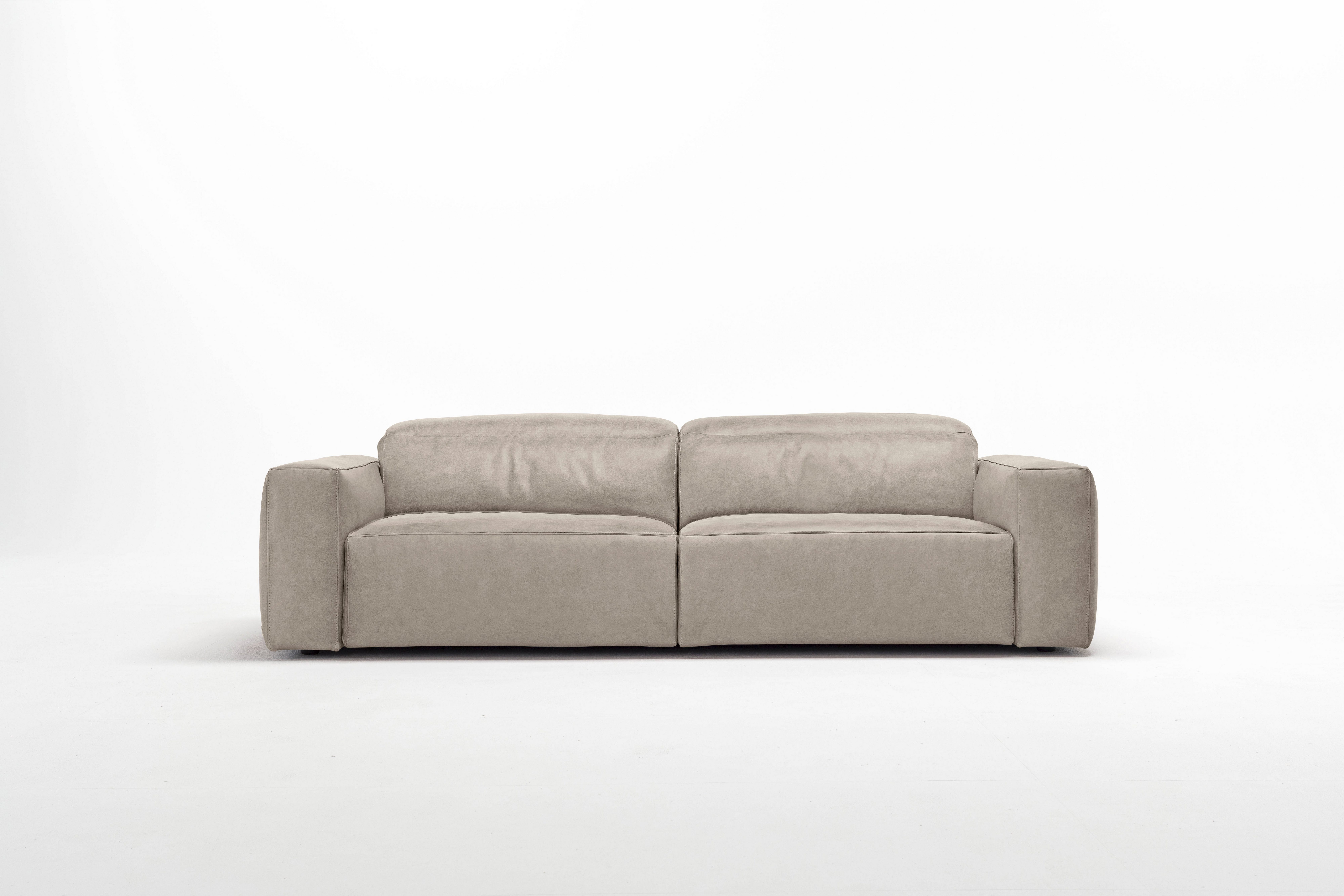 Egoitaliano 2,5-Sitzer Beverly, Designsofa mit erstklassigem Sitzkomfort und tollen Details, Breite 242 cm, verstellbare Kopfteile