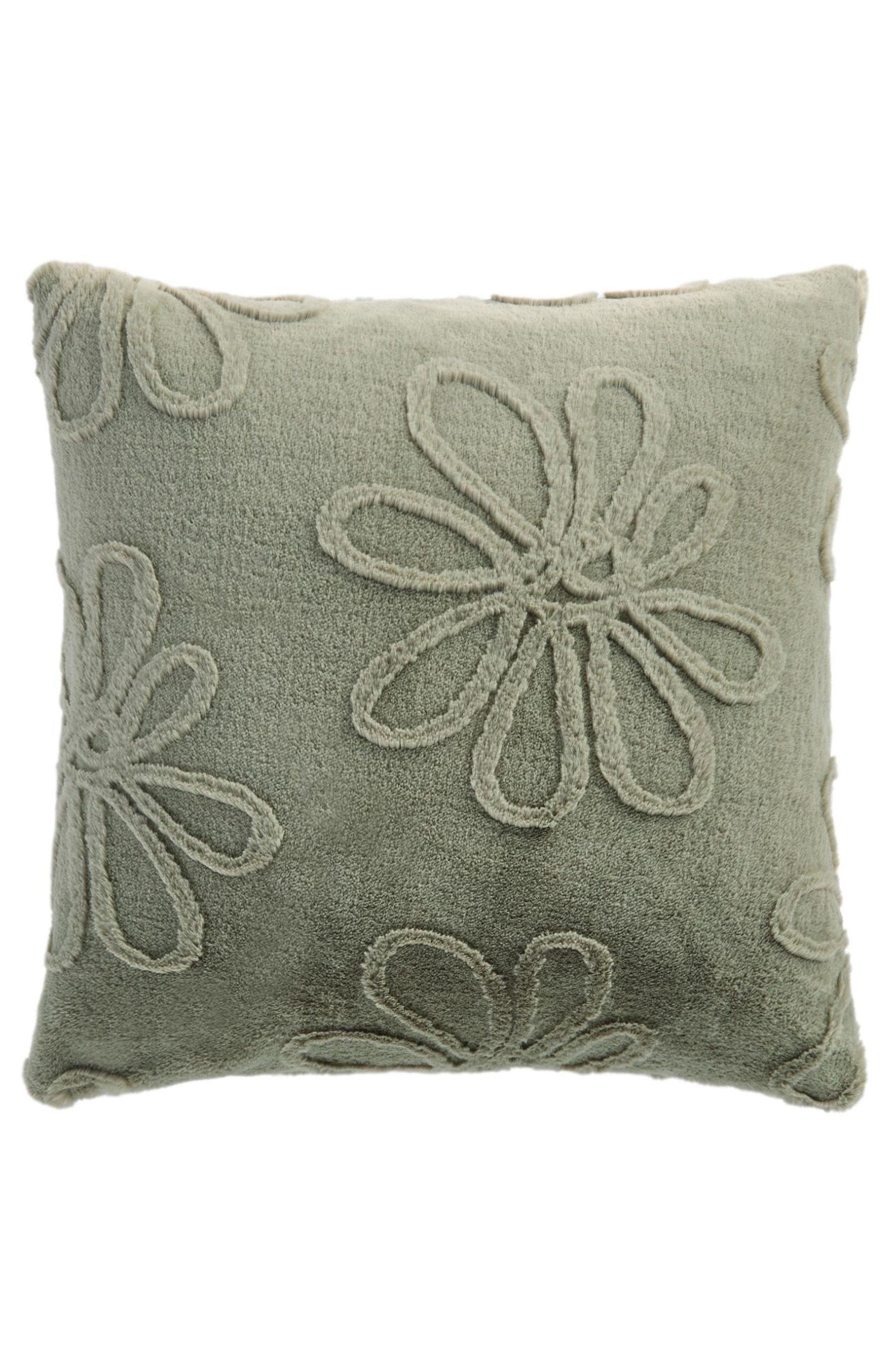 Next Dekokissen Kissen aus Kunstfell Blumenmotiv