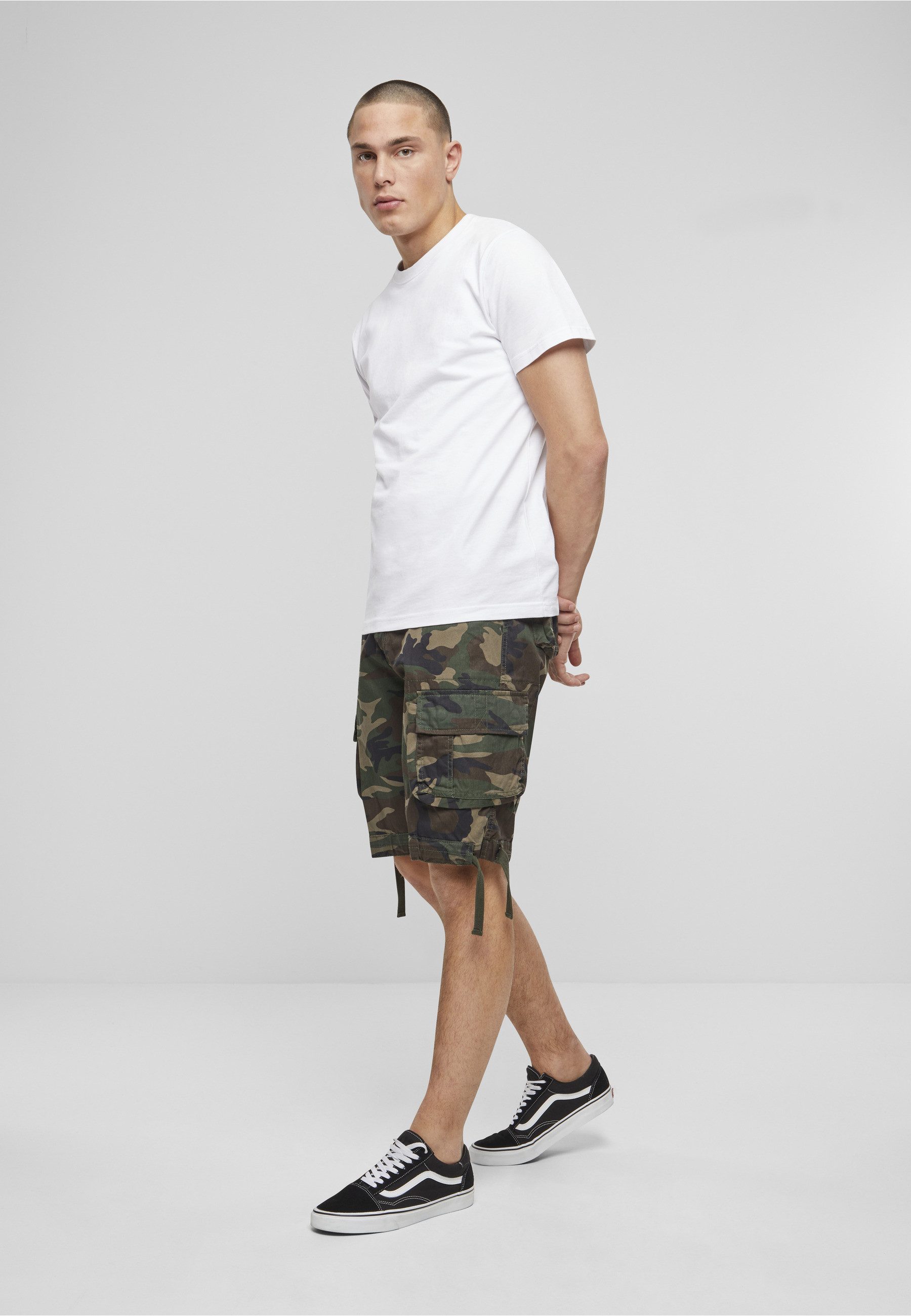 Brandit Stoffhose Brandit Herren Urban Legend Cargo Shorts (1-tlg)