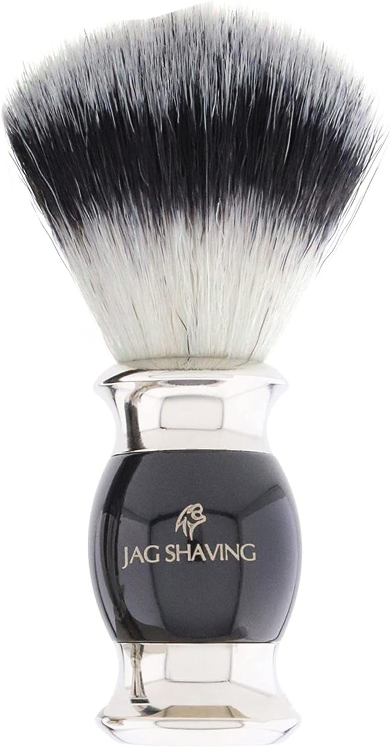JAG SHAVING Rasierpinsel-Set Hochwertiges 4-teiliges Herren-Rasierset in Silber & Schwarz, Metall, Set, 4 tlg., Silvertip Synthetik Pinsel & 3-Klingen Rasierer mit Ständer & Schale, Für eine optimale Aufbewahrung den Rasierer von Hand aufbewahren.