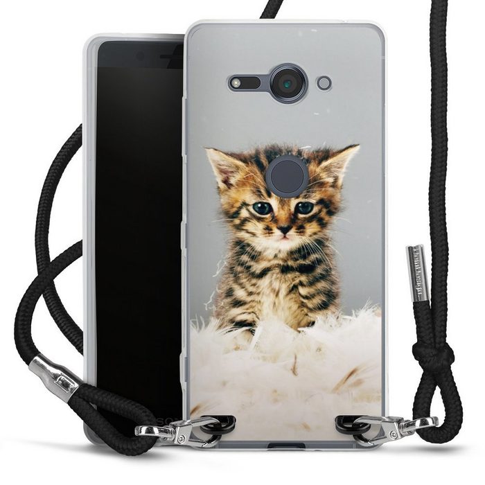DeinDesign Handyhülle Katze Haustier Feder Kitty Sony Xperia XZ 2 Compact Handykette Hülle mit Band Case zum Umhängen