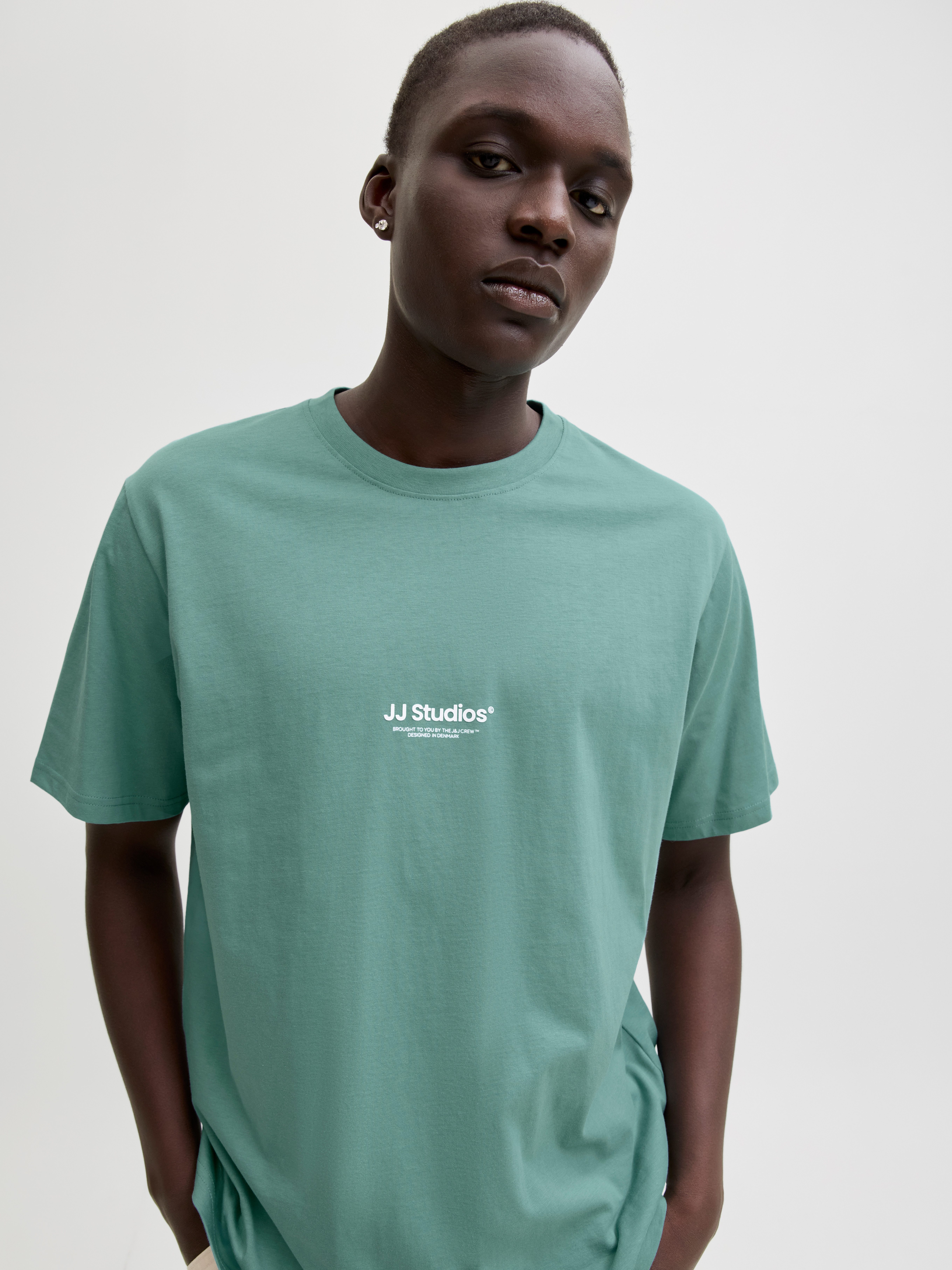 Jack & Jones T-Shirt JJESOHO TEE SS CREW NECK NOOS Baumwolle, relaxed fit – Bild 2 von 5