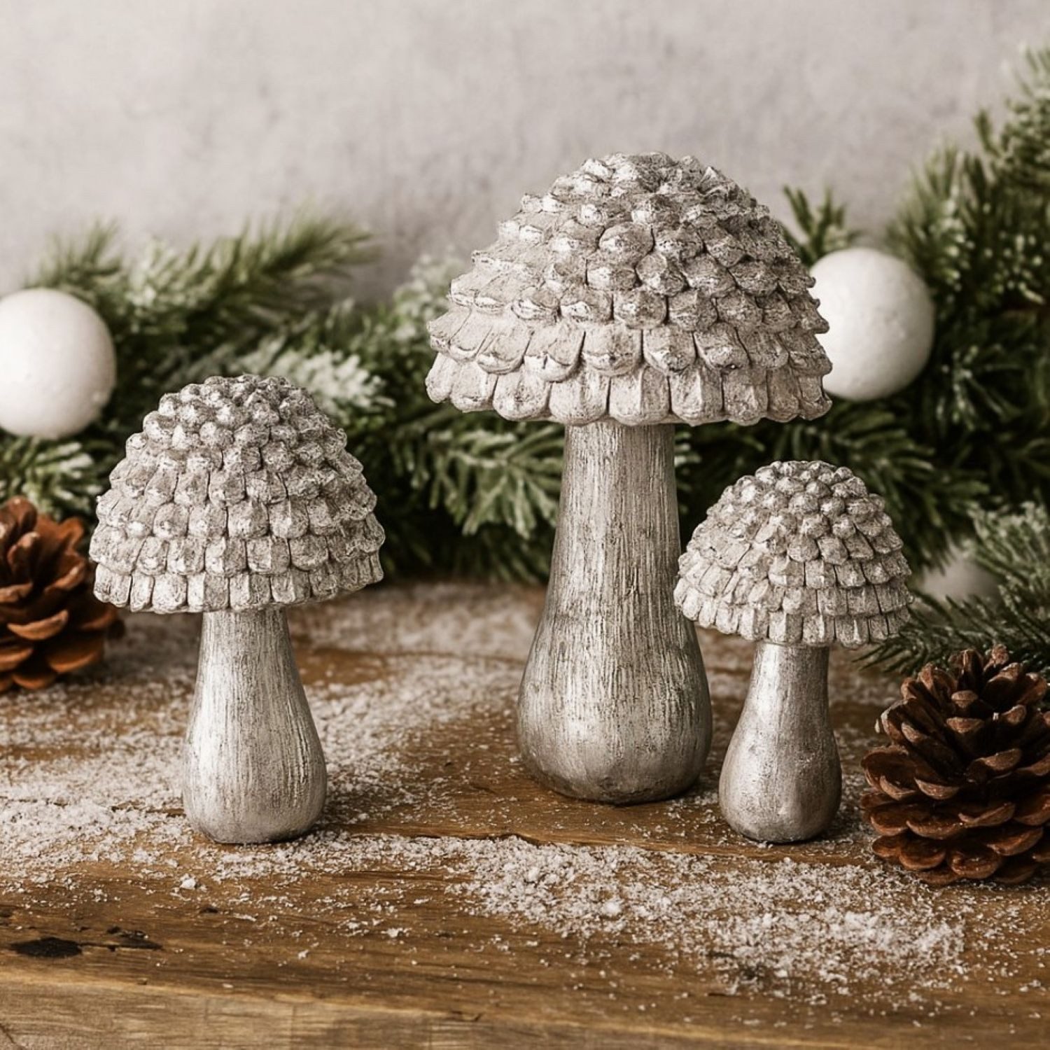 Online-Fuchs Dekoobjekt 3 Pilze in verschiedenen Größen - Herbstdeko und Winterdeko (Weiß oder Gold, Vintage Optik), mit Glitzerapplikationen - Weihnachtsdekoration