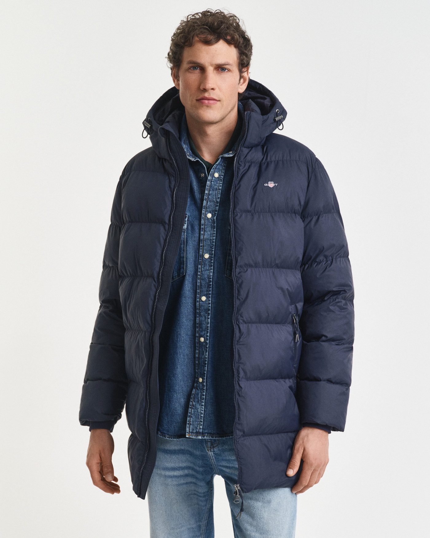 Gant Steppmantel ACTIVE CLOUD MID LENGTH Puffermantel, regular fit, abnehmabre Kapuze, 2-Wege-Reißverschluss