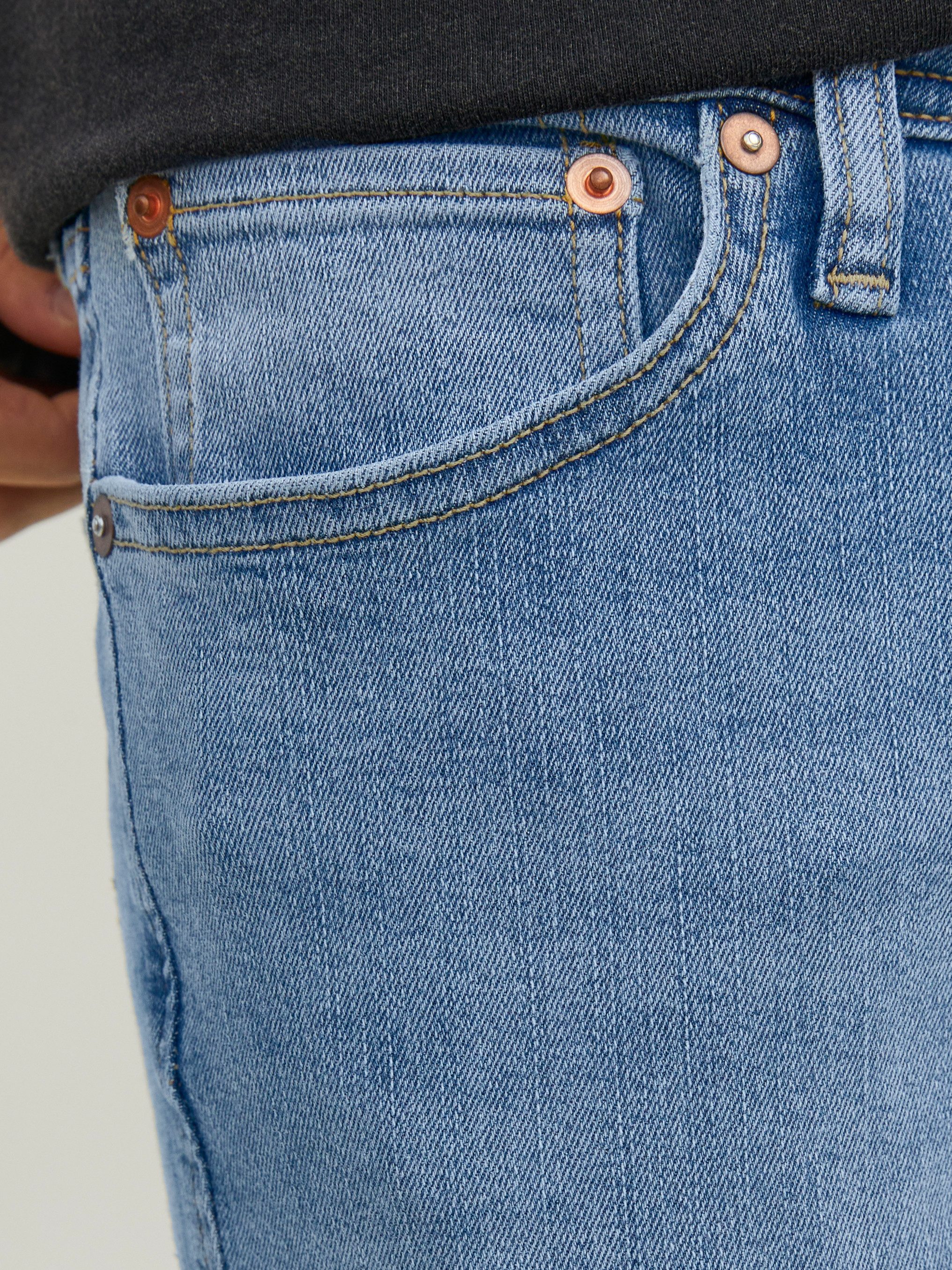 Jack & Jones Skinny-fit-Jeans JJILIAM Skinny Jeans mit Used-Waschung für schlanke Silhouette Abriebeffekte, modisch, skinny fit, Baumwollmischung
