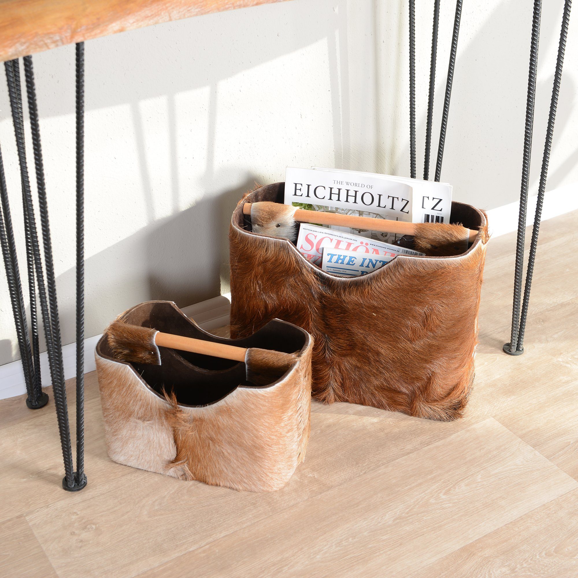 Aufbewahrungsbox Zeitungsständer aus Ziegenfell und Teakholz 30 cm