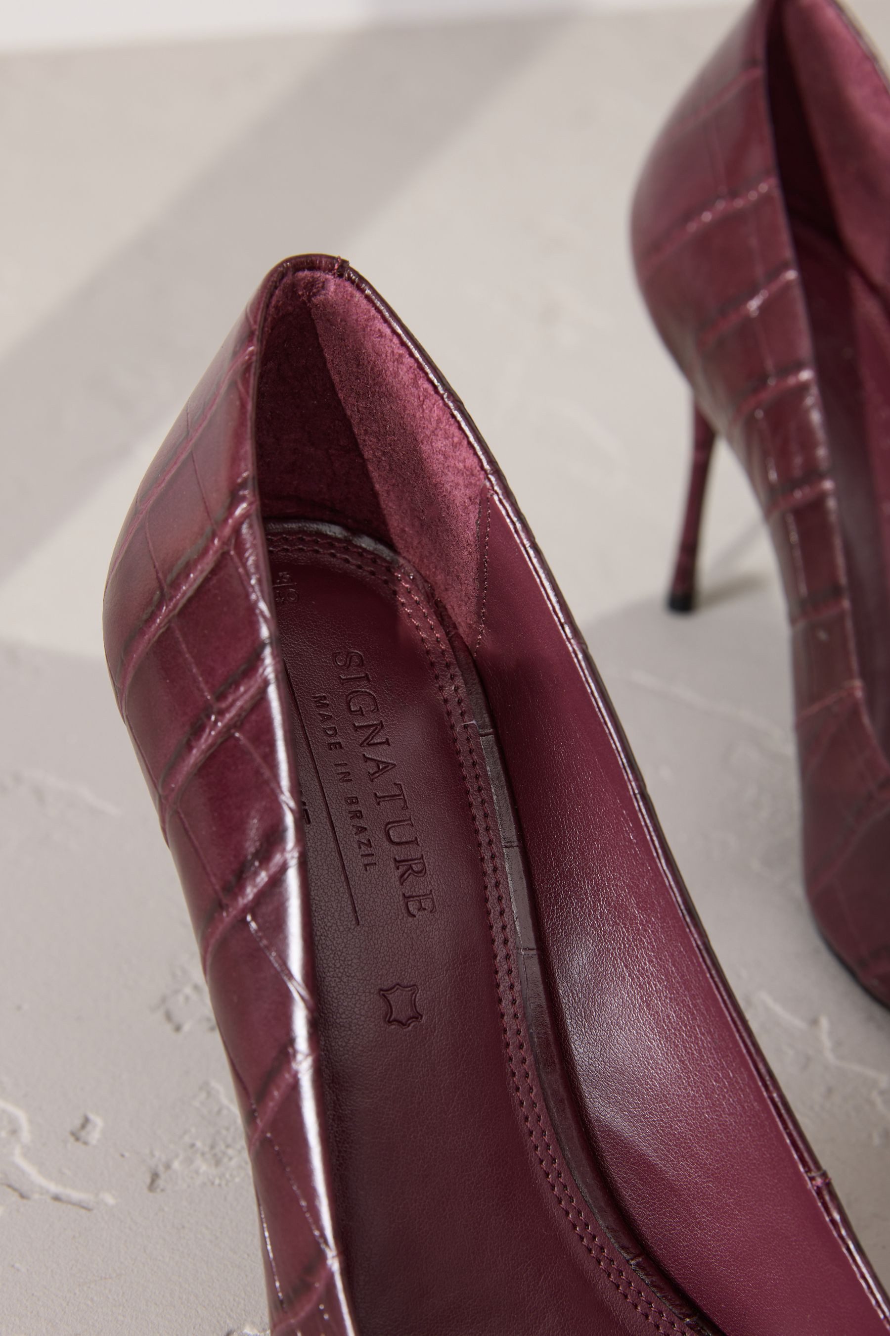 Next Spitze Sigature Leder-Pumps mit Kroko-Prägung günstig online kaufen