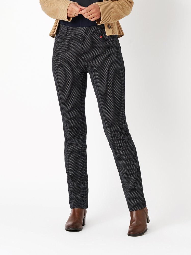 Relaxed by TONI Schlupfhose Alice mit grafischem Muster