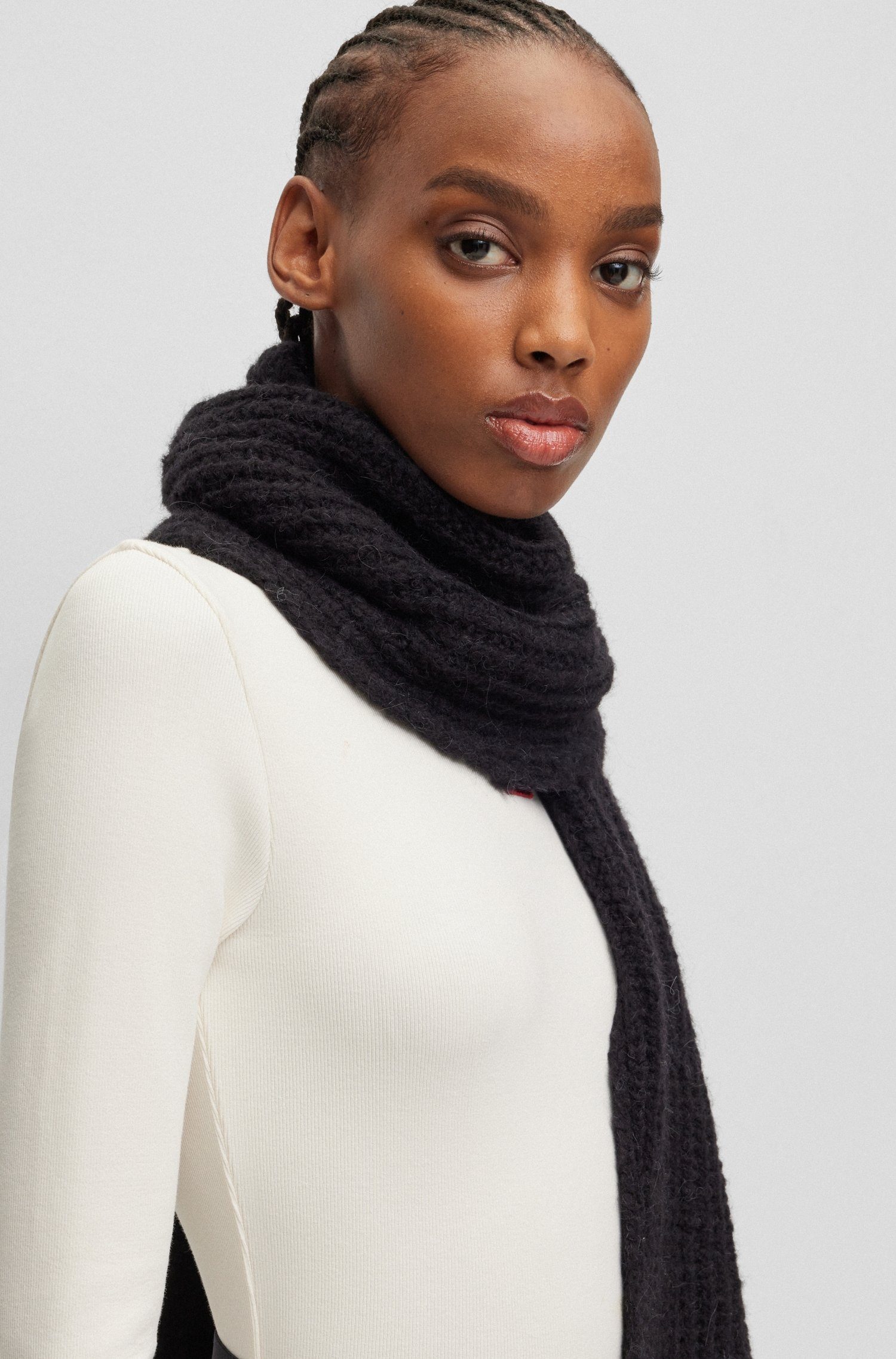 HUGO Schal Slogues_scarf, Extralanger Woll-Mix Schal mit Jacquard-Logo Schriftzug | Modeschals