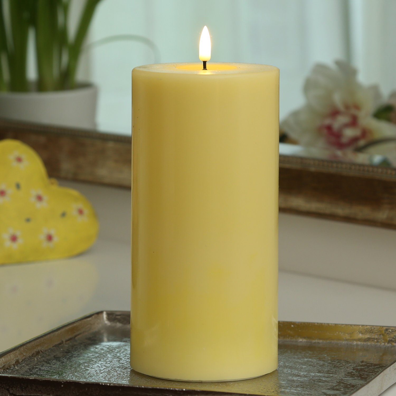 Deluxe Homeart LED-Kerze Mia Echtwachs Deluxe Wachsspiegel flackernd H: 20cm D: 10cm gelb, LED Classic, warmweiß (2100K bis 3000K)