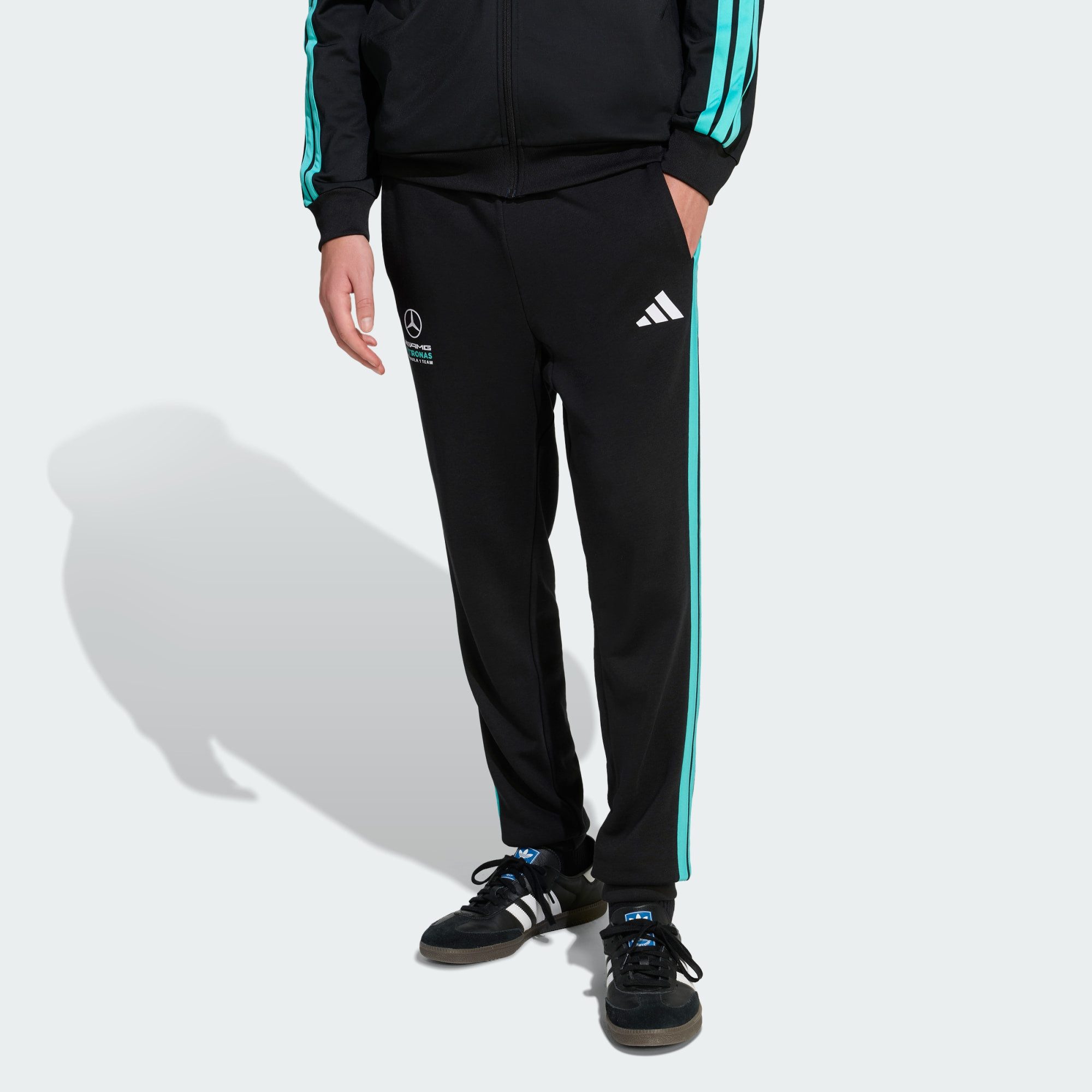 adidas Performance Trainingshose MERCEDES - AMG PETRONAS FORMULA 1 TEAM DNA HOSE (1-tlg)