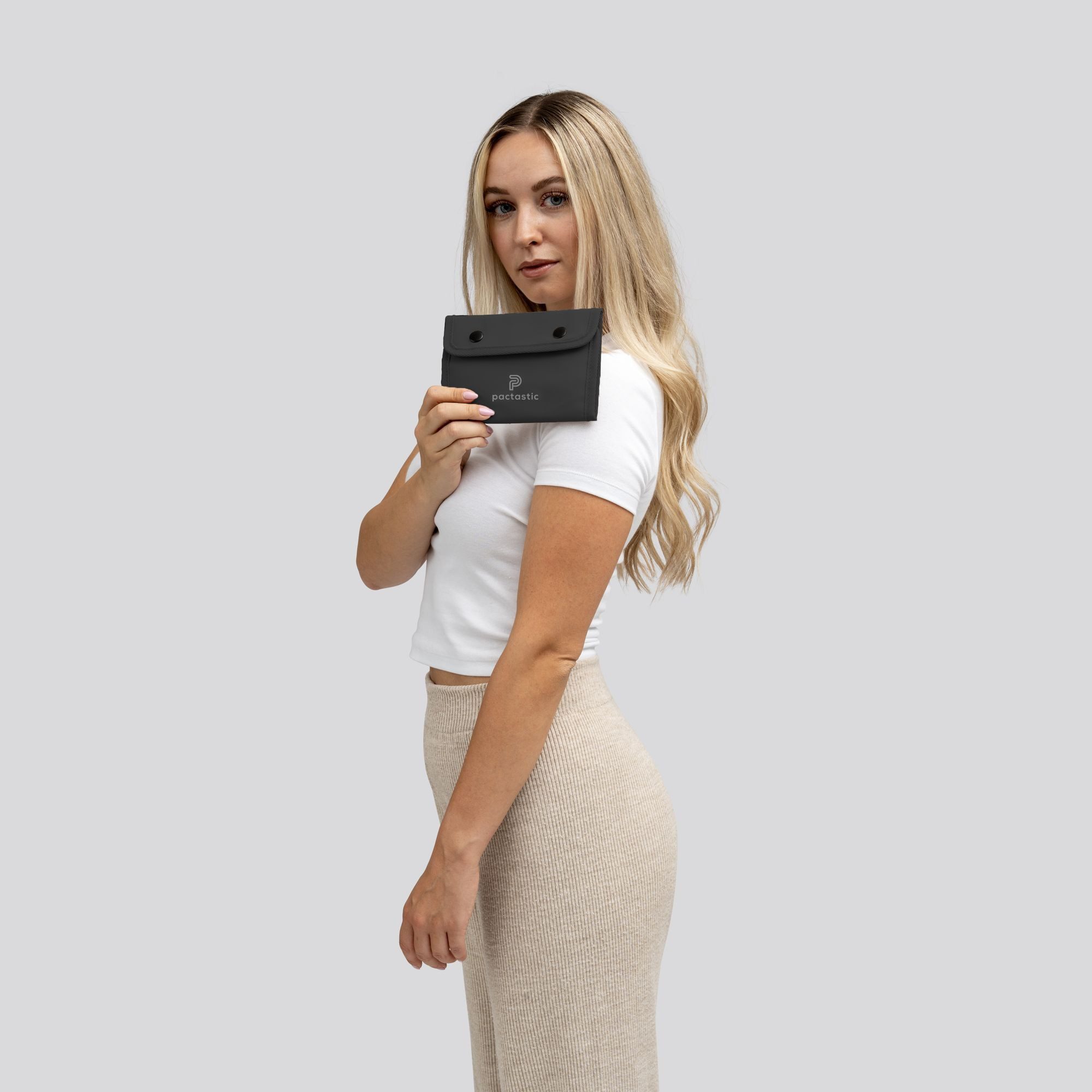 Pactastic Geldbörse Urban Collection, Veganes Tech-Material