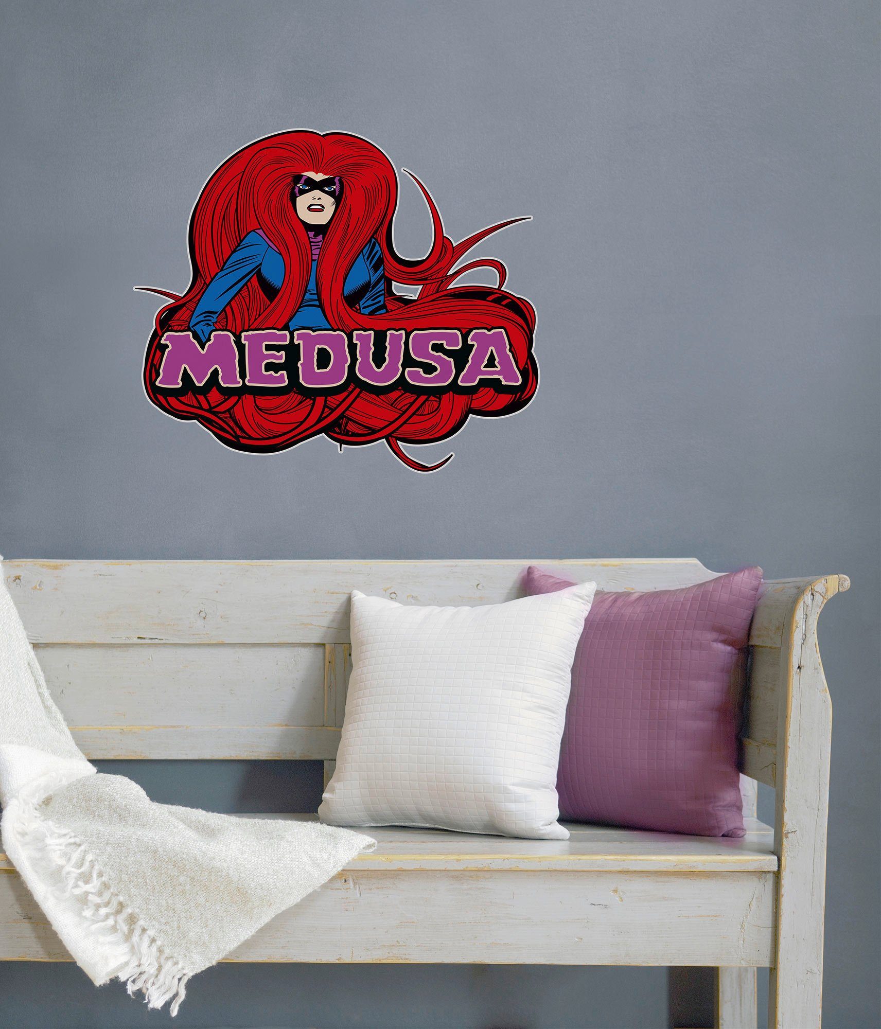 Komar Wandtattoo Medusa Classic (1 cm selbstklebendes Wandtattoo Comic x St), (Breite 50x70 Höhe)