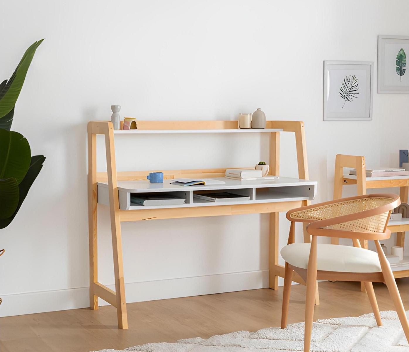 JVmoebel Schreibtisch Weiß-beiger Computertisch aus Holz mit Ablagefläche (1-St., Schreibtisch), Made in Europa