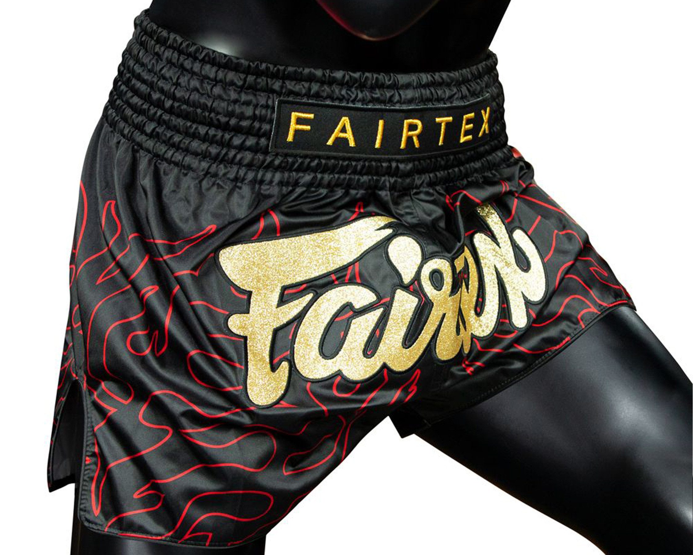 Fairtex Shorts Lava (1-tlg) Fairtex Lava Muay Thai Shorts – Energiegeladen & kampfbereit