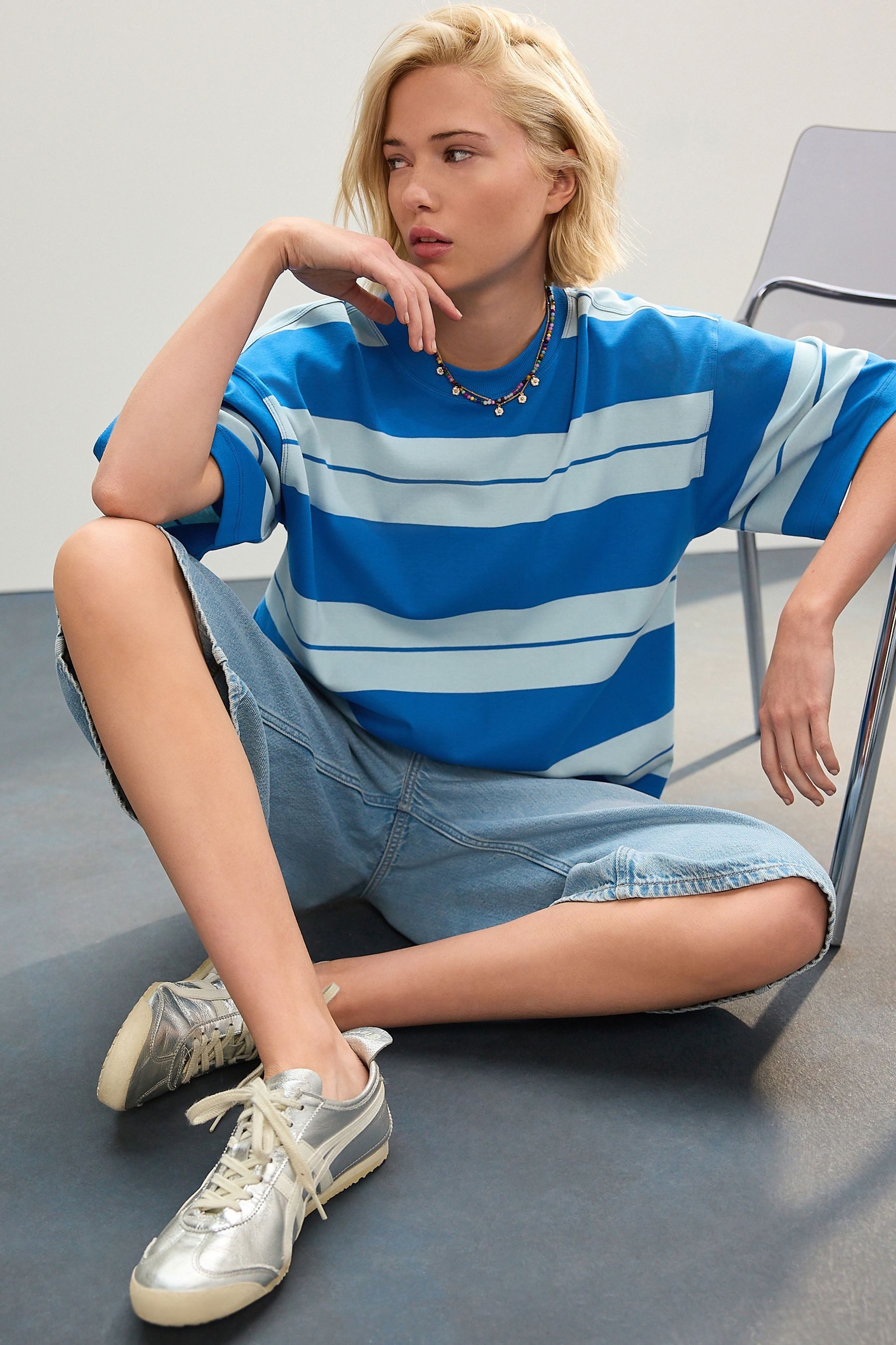 Next T-Shirt Kastiges Relaxed Fit Oversized-T-Shirt, Baumwolle (1-tlg) – Bild 3 von 5