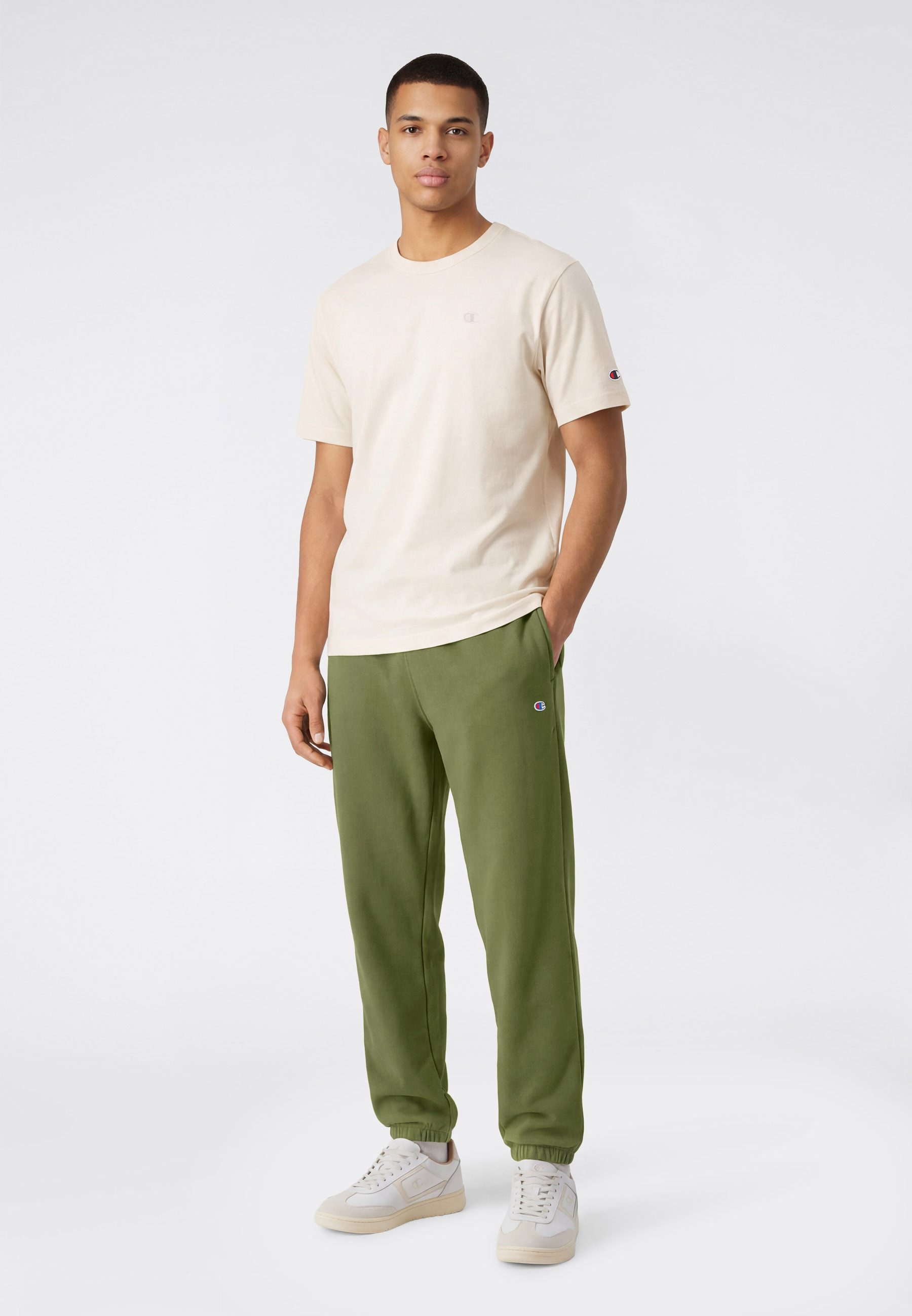 Champion T-Shirt ICONS TONAL T-Shirt sportlicher Stil, aus Baumwolle, Kurzarm, komfortabler Sitz